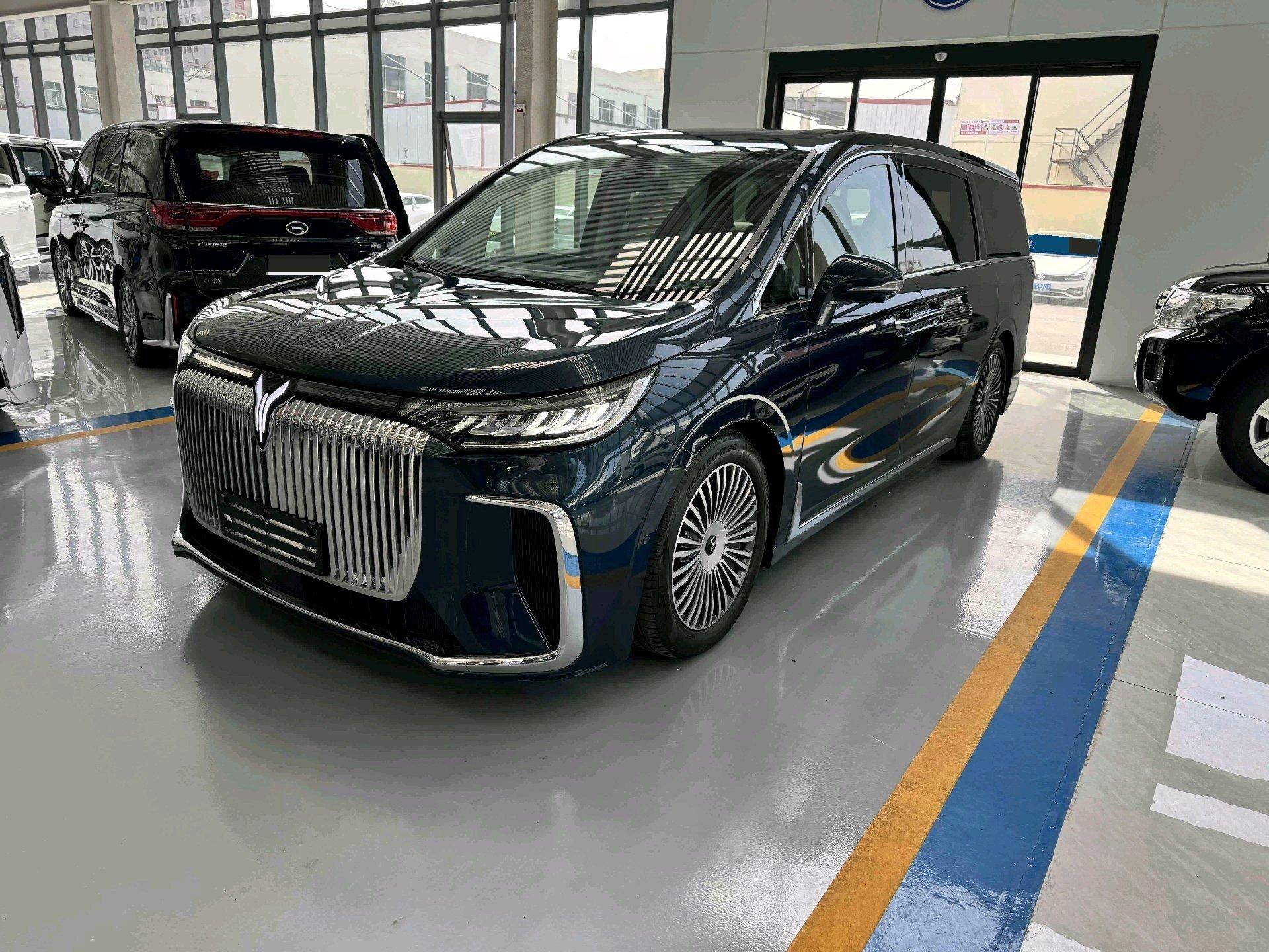 Voyah 2025 Model Dreamer PHEV 1.5T Four-Wheel-Drive Flagship Kunpeng Edition Automatic