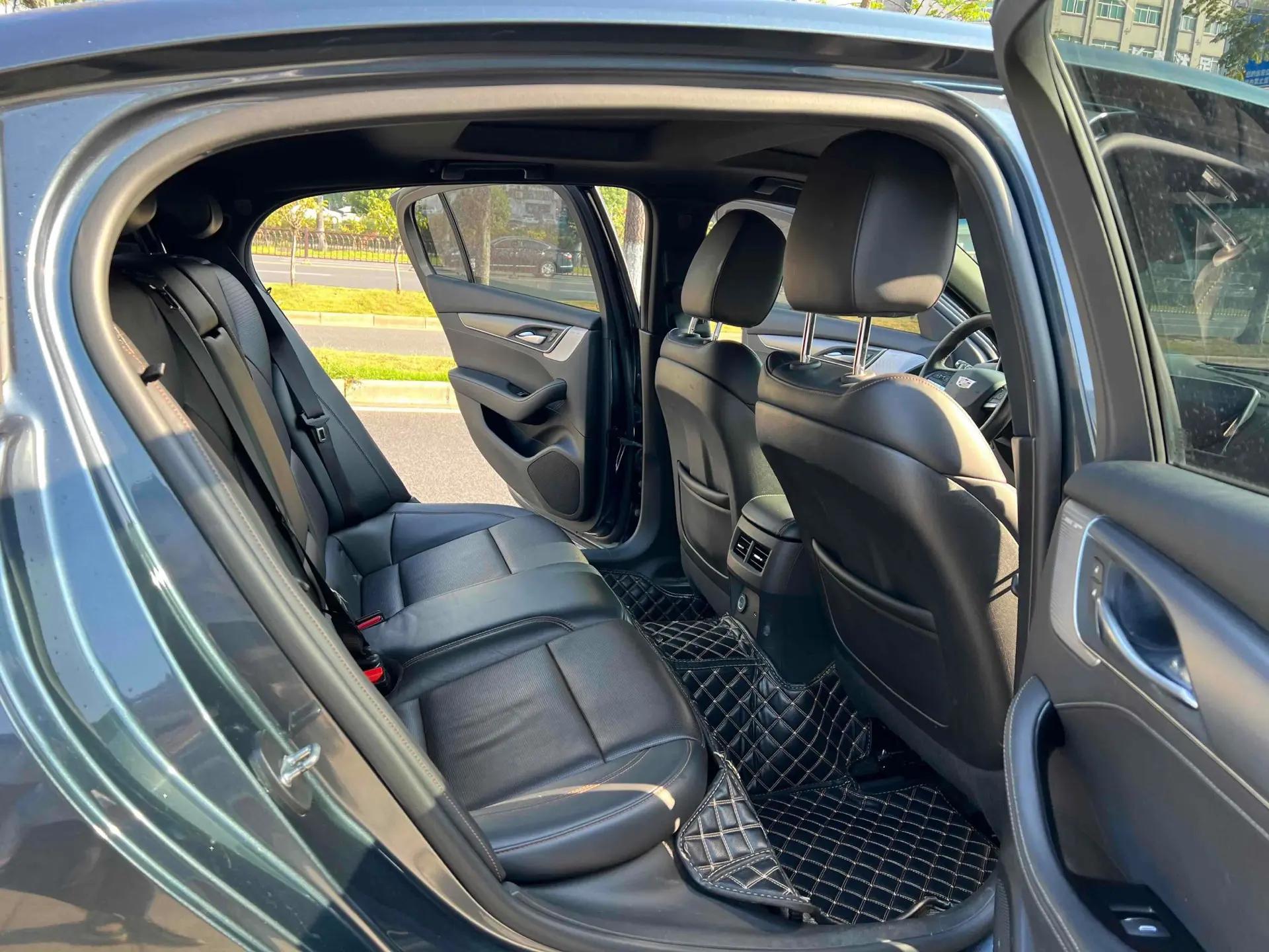 Cadillac CT5 2021 28T Leading Sports 5