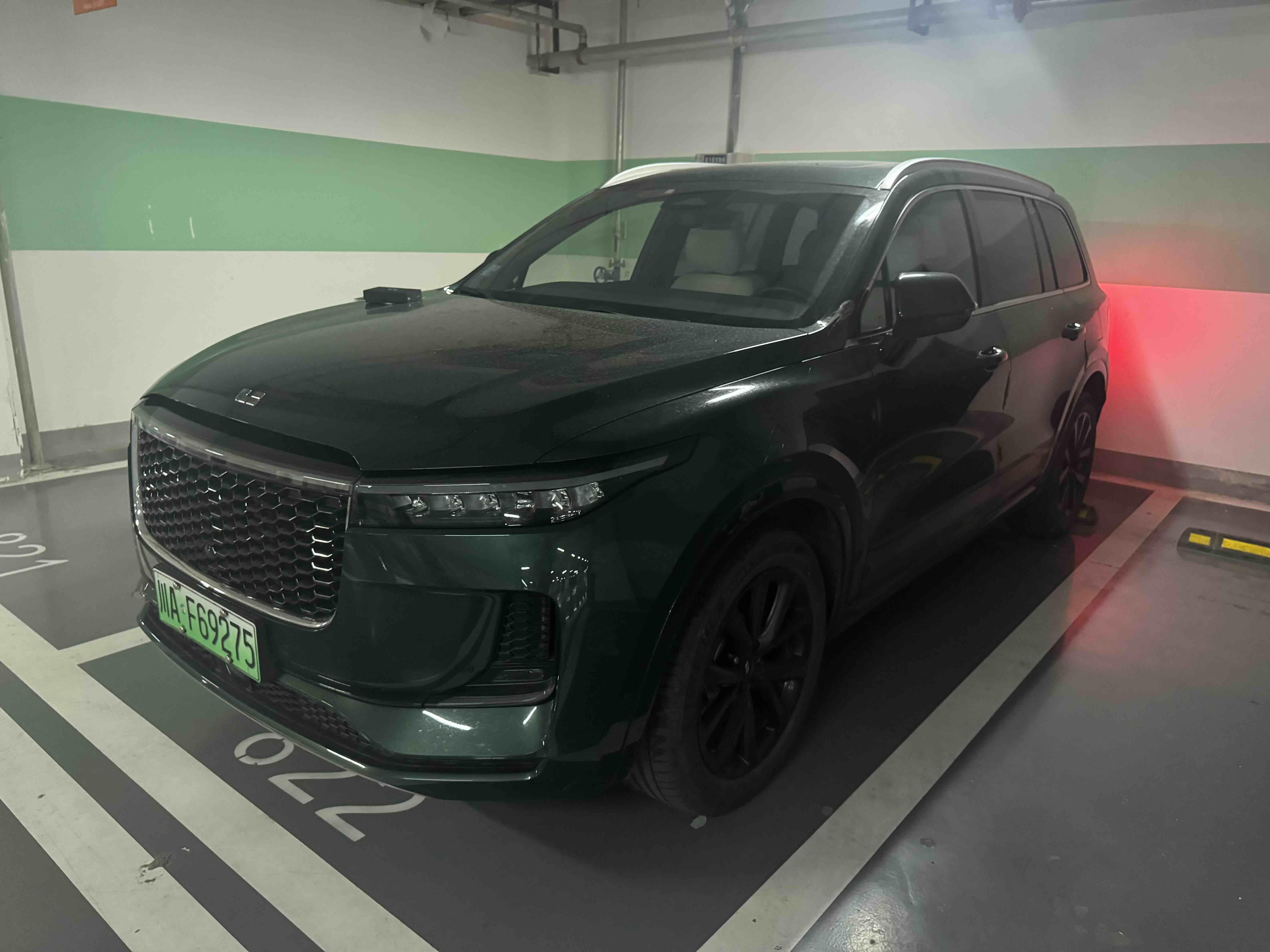 Li ONE 2021 extended 6-seat version