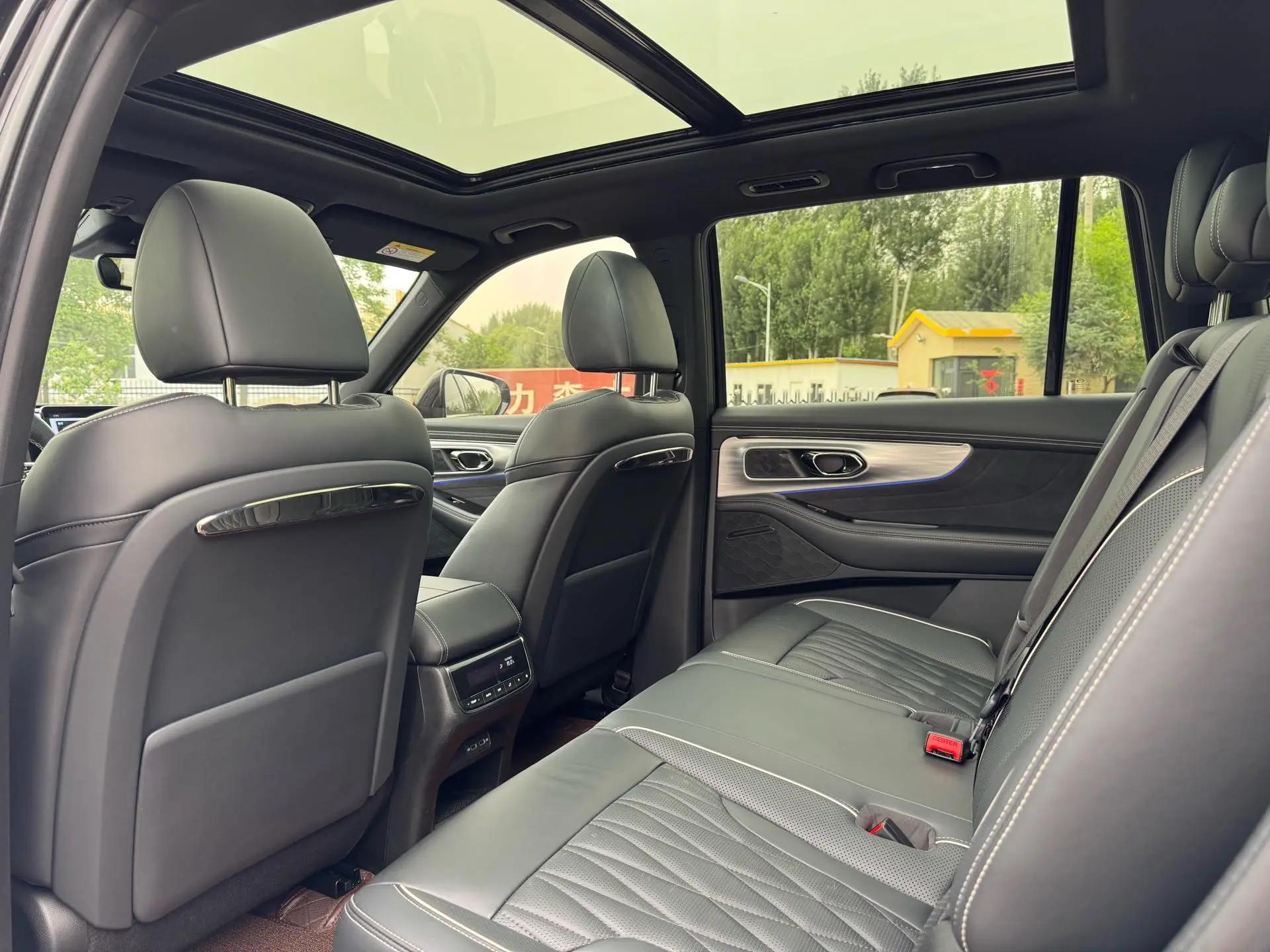 Chuanqi GS8 2022 Dual Qing Series 2.0TM Two-Drive Premium Edition (Seven Seat) 6