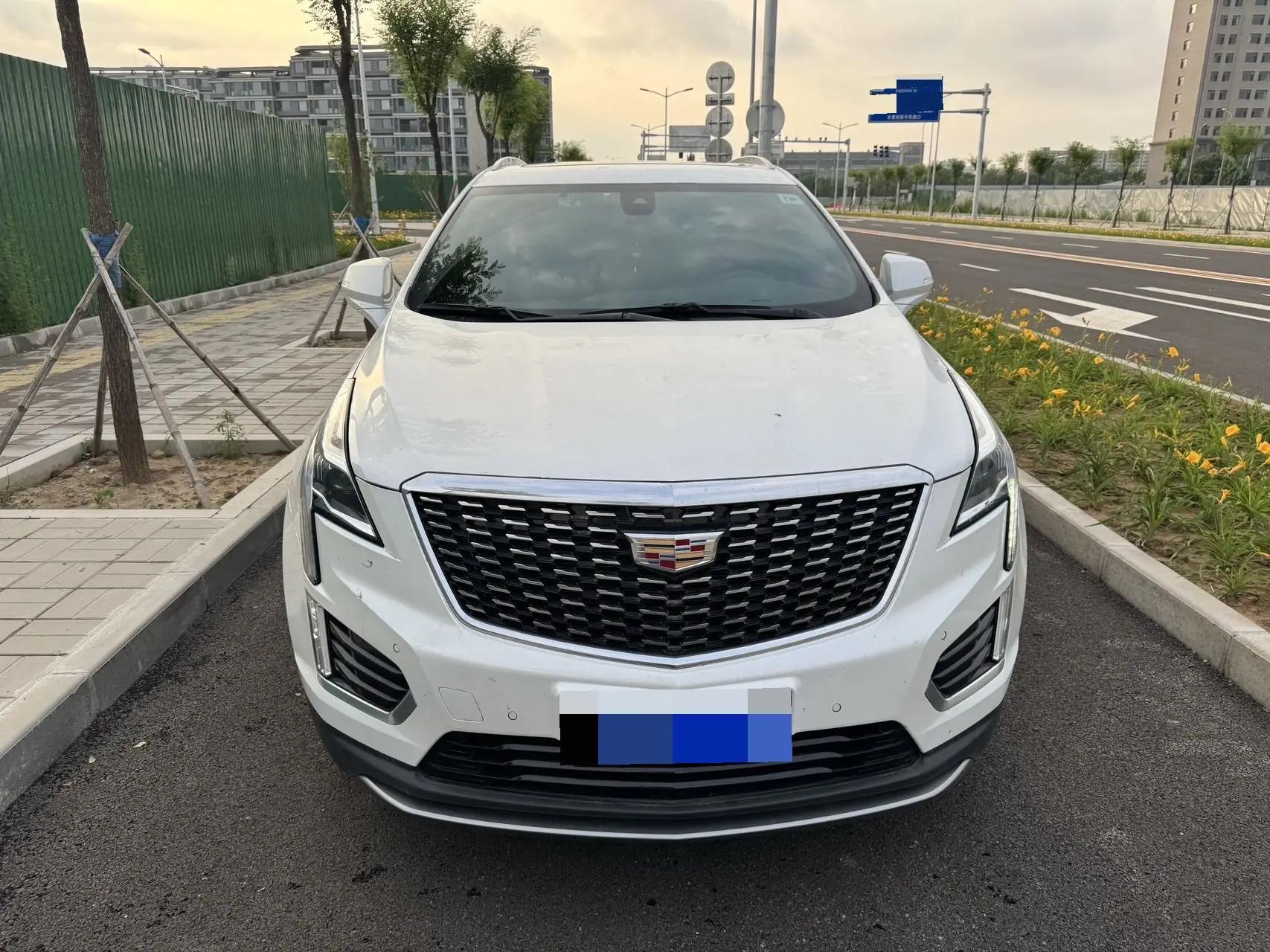 Cadillac XT5 2022 2.0T Two-Drive Luxury Model 2