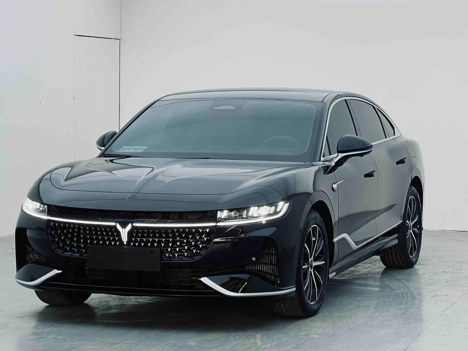Voyah Chasing Light 2024 PHEV Four-wheel Drive Super Long Endurance Ultimate Edition
