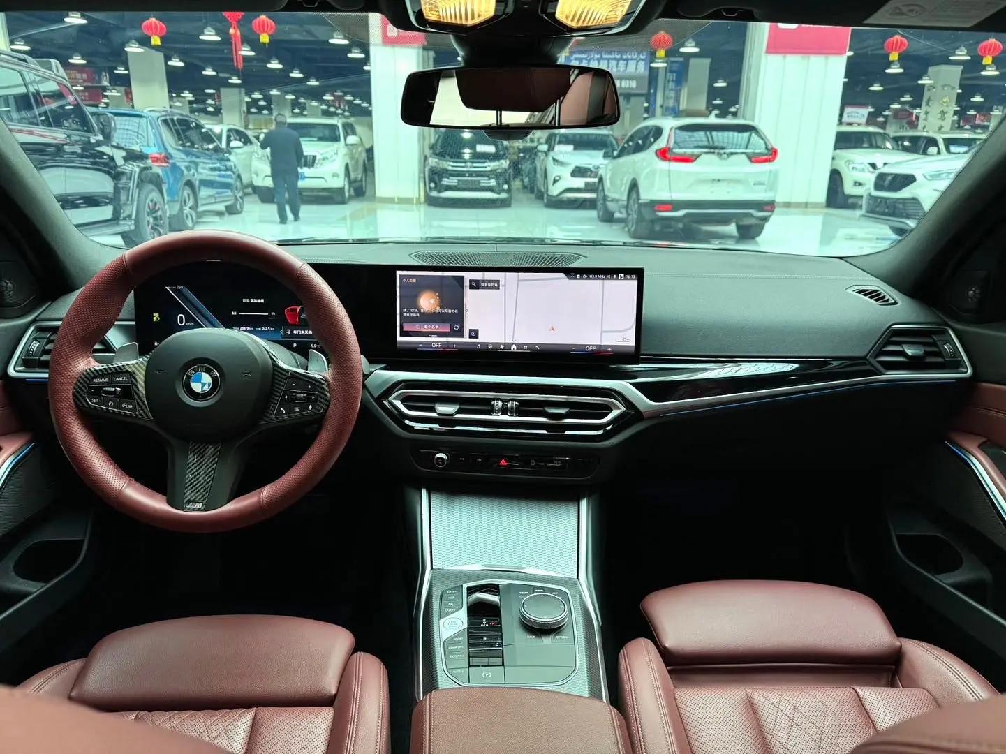 BMW 3 Series 2024 325i 2.0T M Sport Night Edition Automatic 5