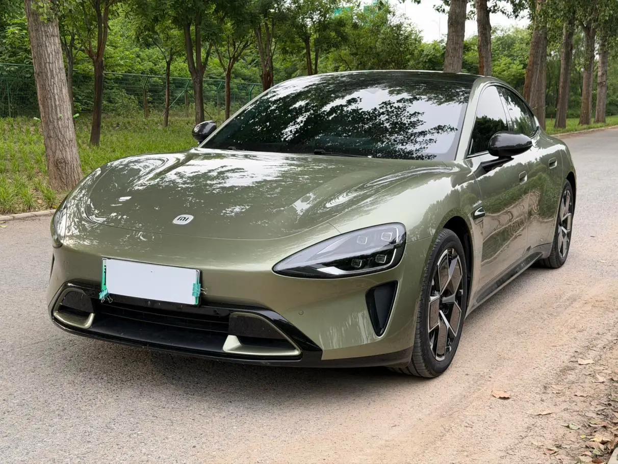 MI SU7 2024 700km Rear Drive Standard Founding Edition
