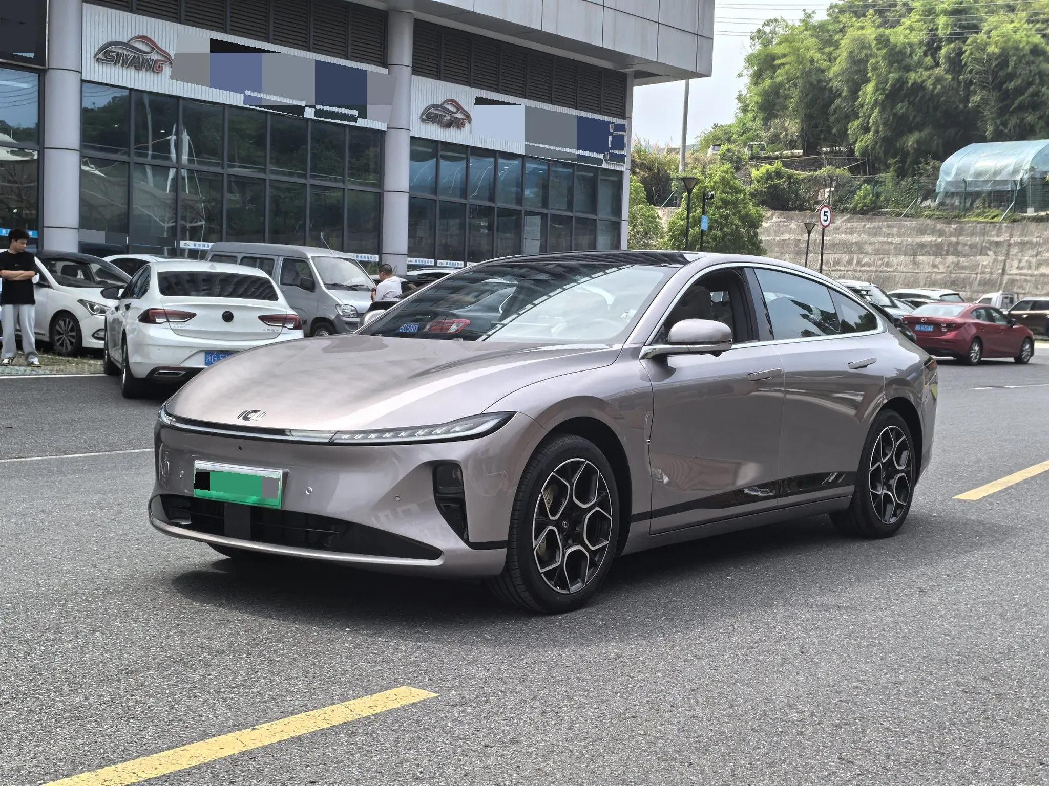 Qiyuan 2025 A07 Blue Whale Pure Electric Edition 710 Smart Driving Flagship Automatic Gear