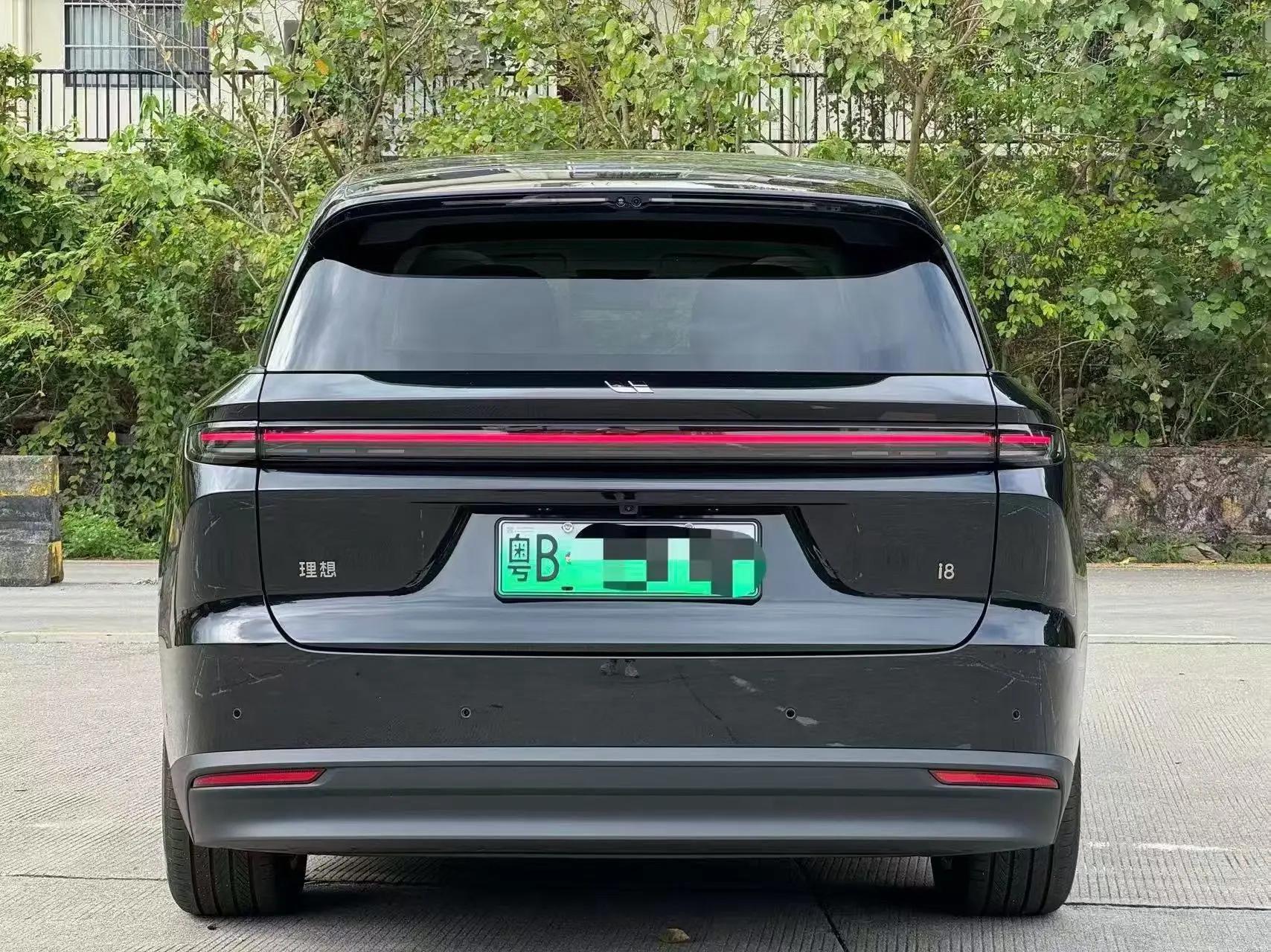 Li 2025 i8 Standard Edition Automatic 5
