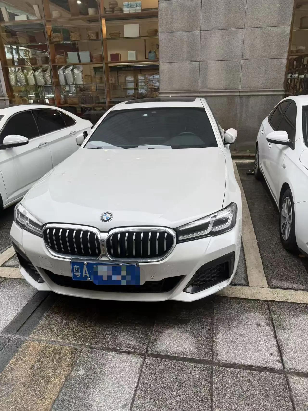 BMW 5 Series 2022 Modified 2 530Li Exclusive M Sports Suit 2