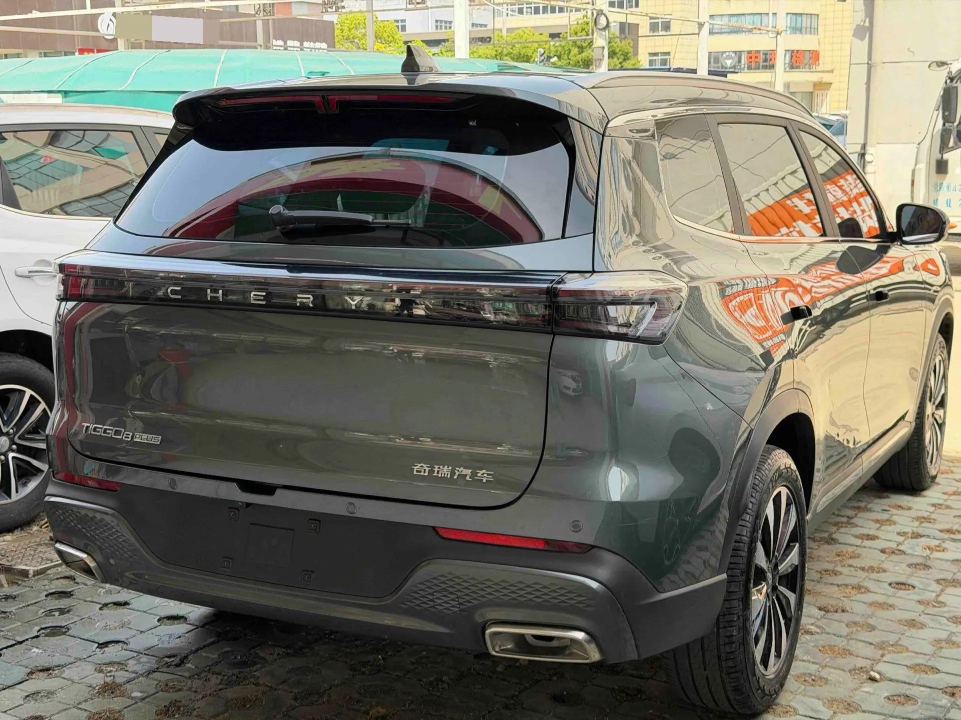 Chery 2025 Tiggo 8 PLUS 1.6TGDI 290TGDI Luxury Automatic Gear 6