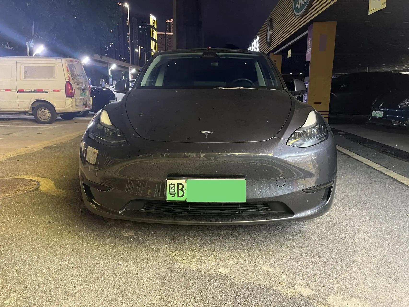 2024 Model Y Rear-Wheel Drive Edition 2