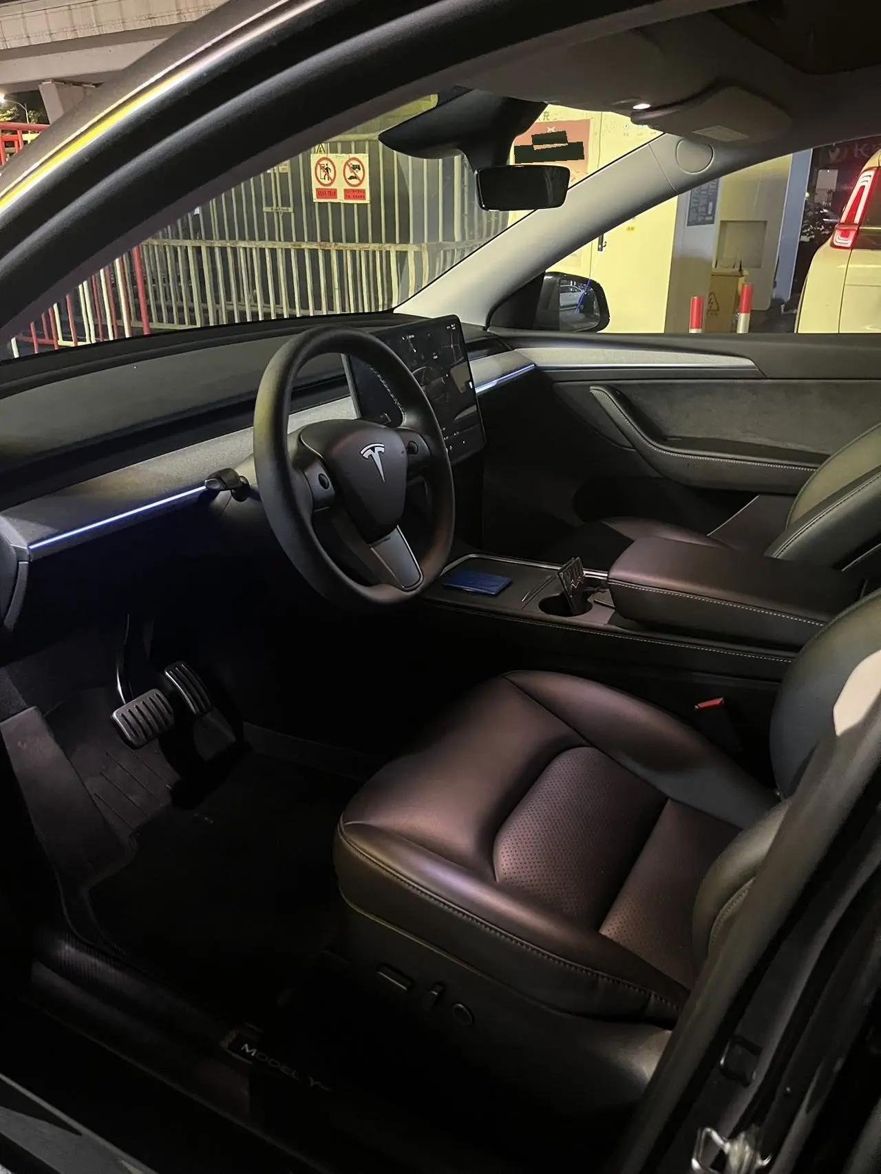 2024 Model Y Rear-Wheel Drive Edition 3