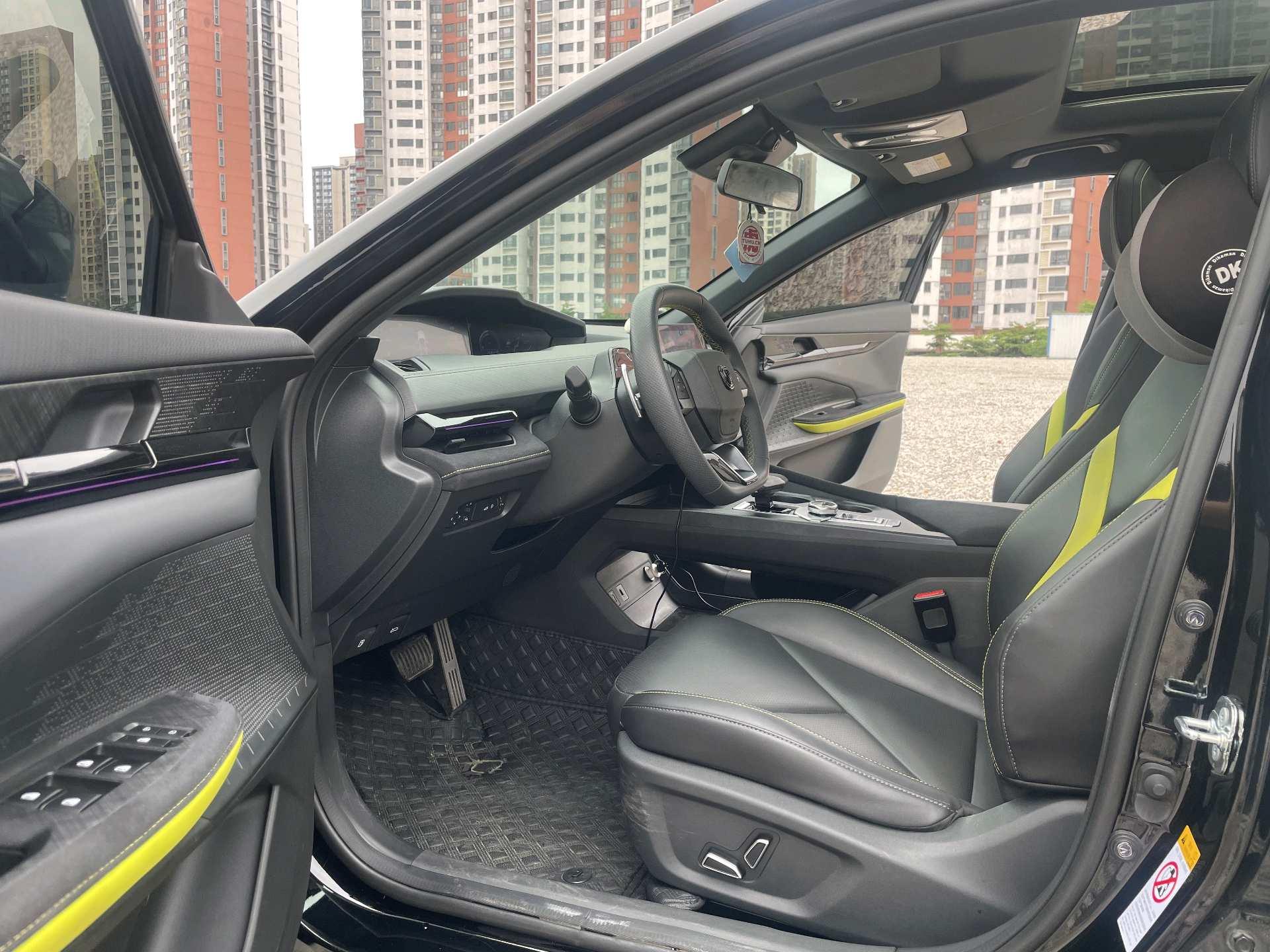 ChangAn UNI-V 2022 1.5T Excellence 5