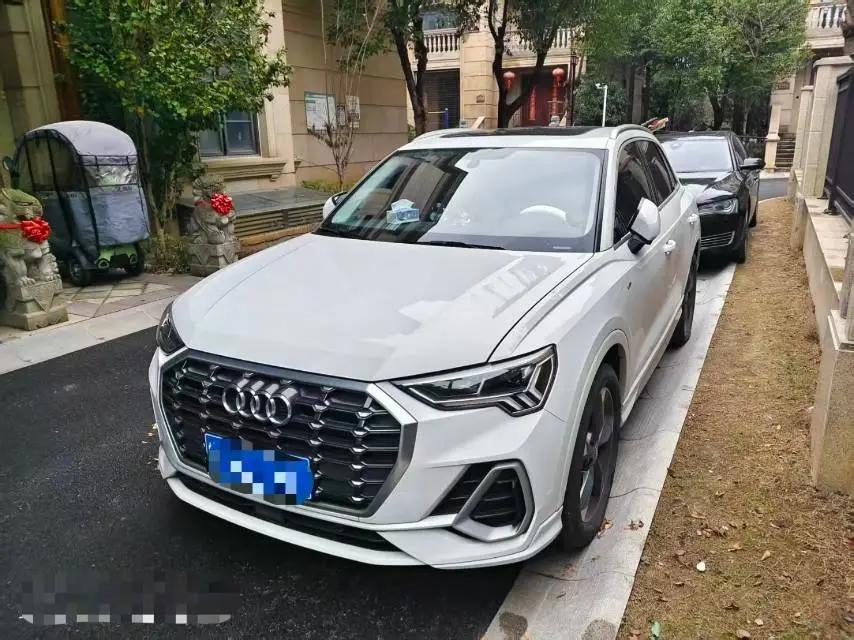 Audi Q3 2021 model 35 TFSI Progressive Dynamic Edition