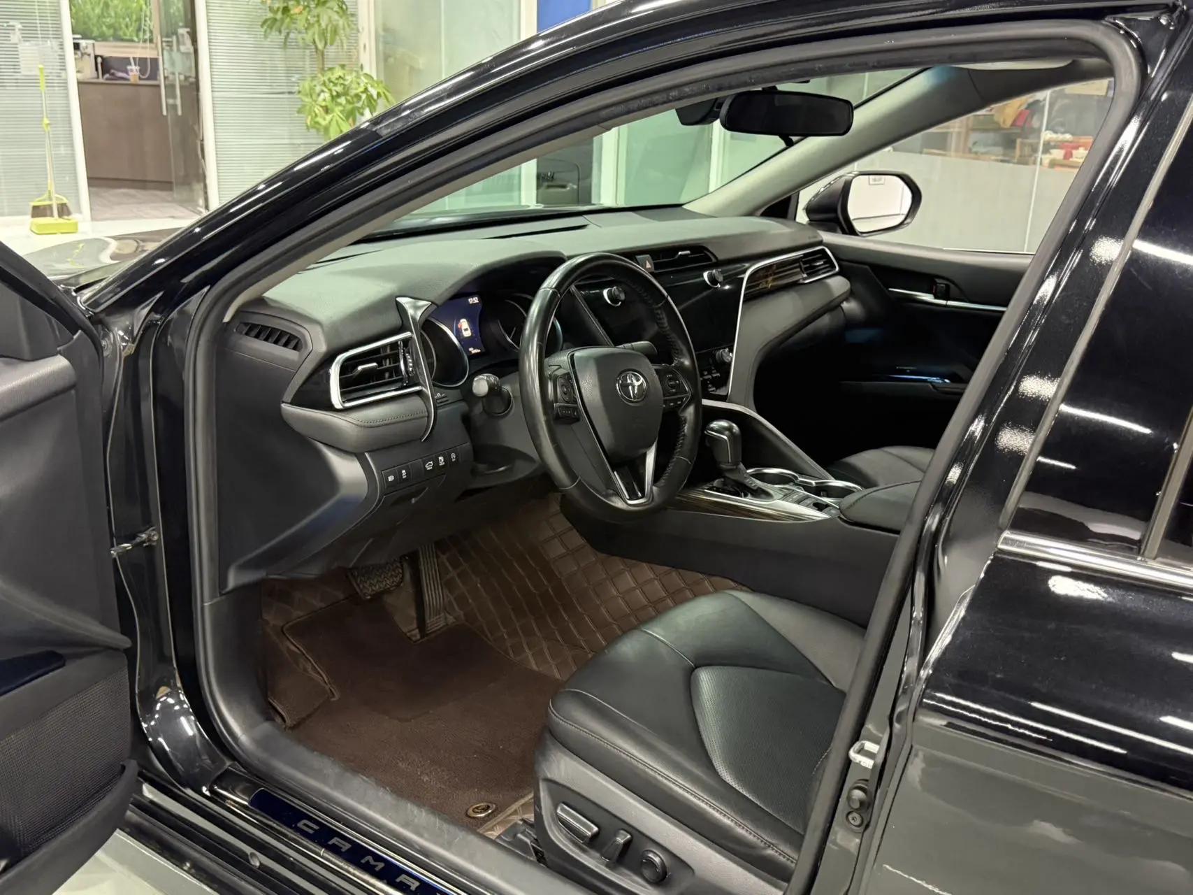 Camry 2019 facelift 2.5G Deluxe Edition 3