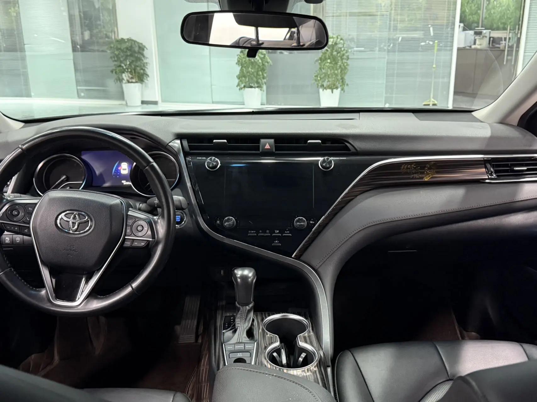 Camry 2019 facelift 2.5G Deluxe Edition 5
