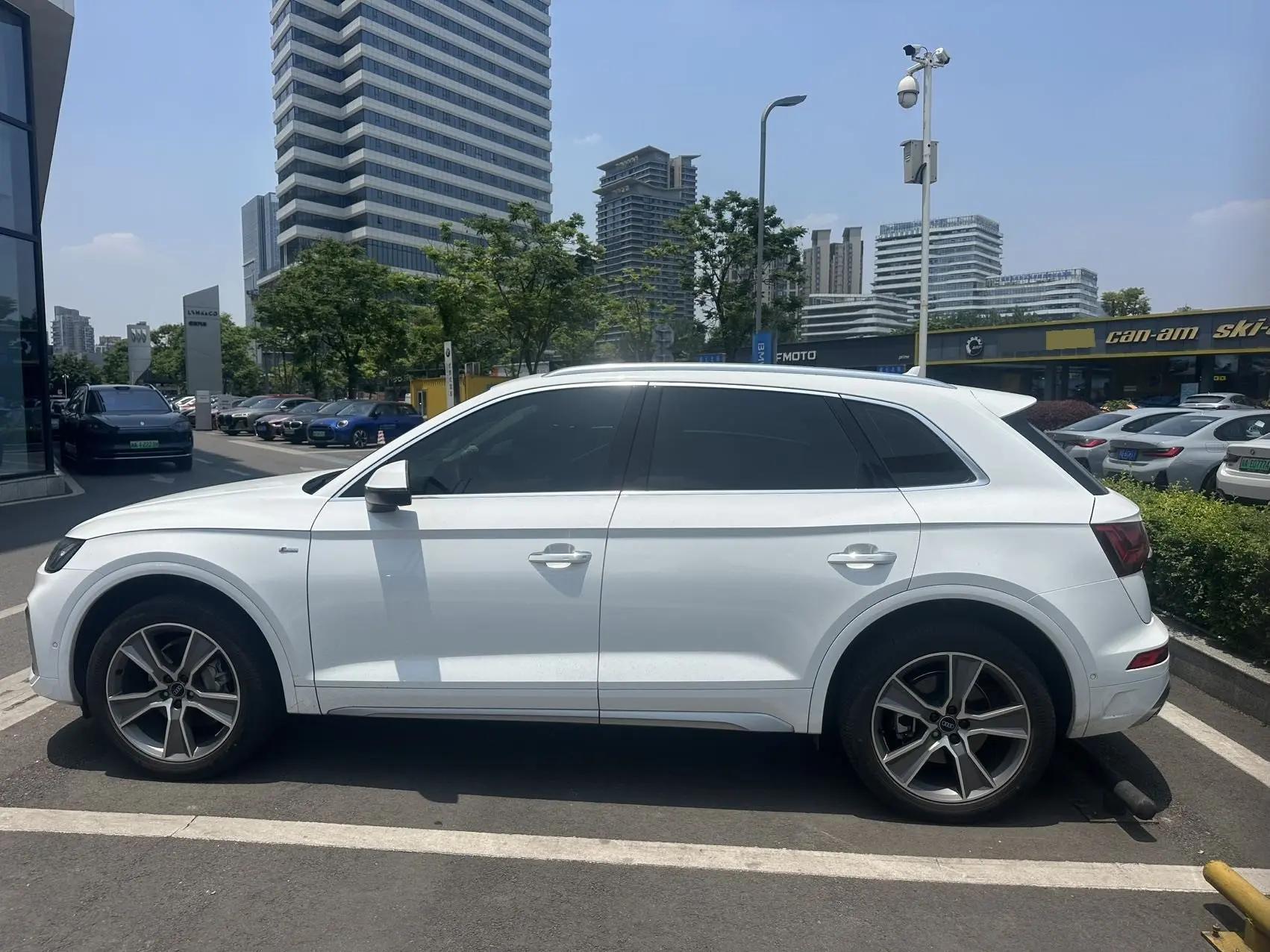 Audi Q5L 2022 45T luxury dynamic 7