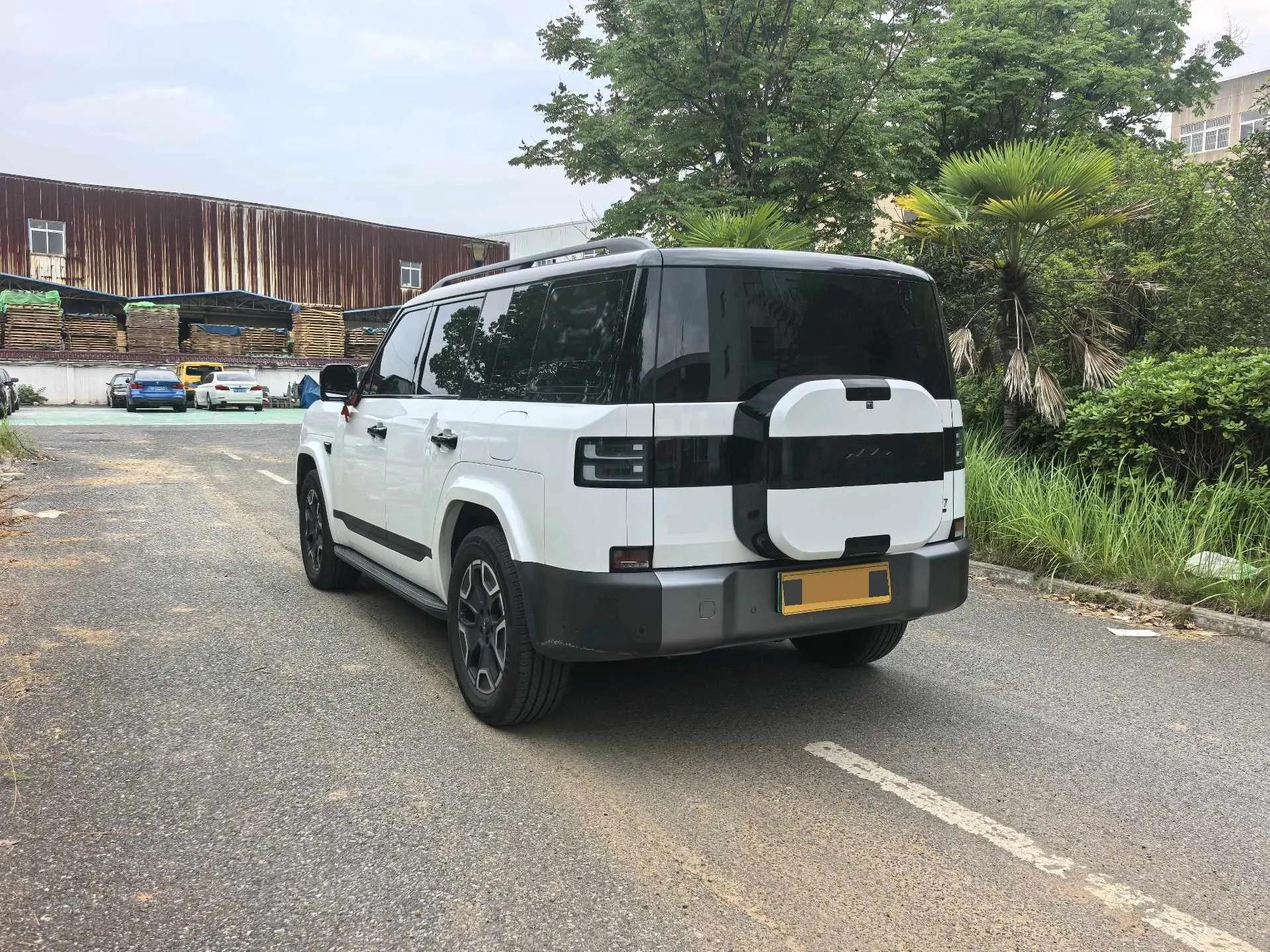 FangChengBao 2025 Titanium 7 1.5T Stepless 200KM Two-Drive Max Edition Automatic Gear 5
