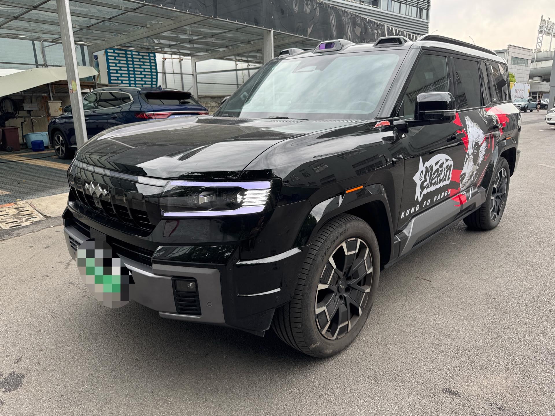 FangChengBao 2025 Leopard 8 2.0T CVT Smart & Brave Flagship 7-Seater Automatic