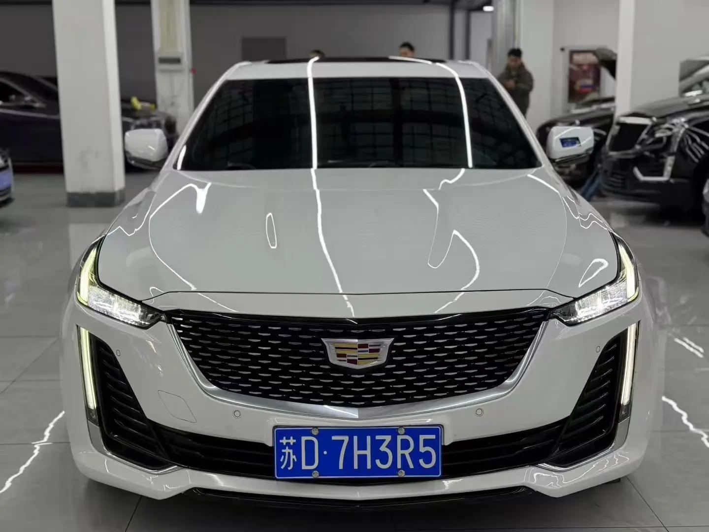 Cadillac CT5 2021 28T Luxury Model 4