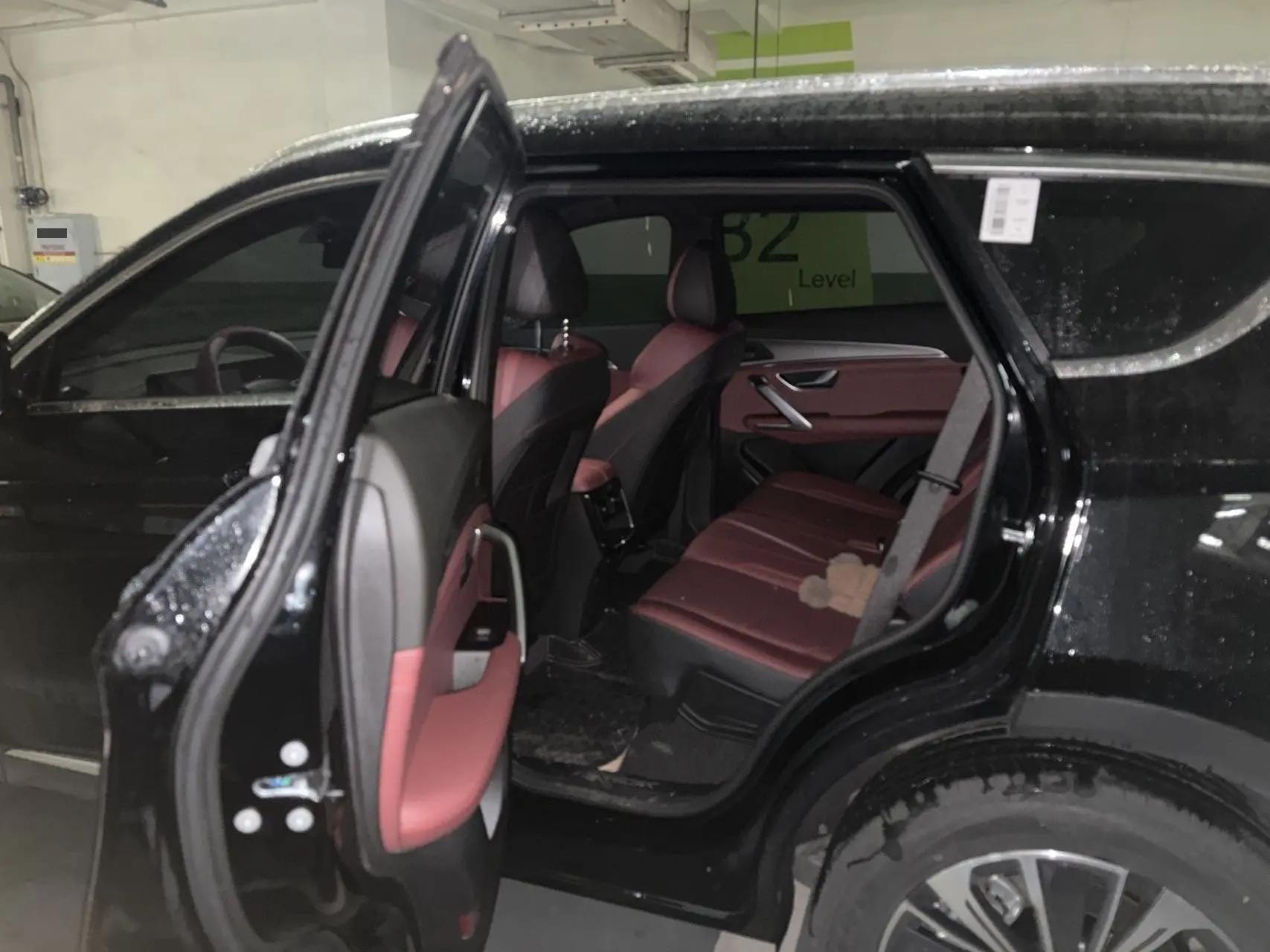 Jetour 2025 X70 PLUS 1.5T Elite Edition 7-seat Automatic Gear 3