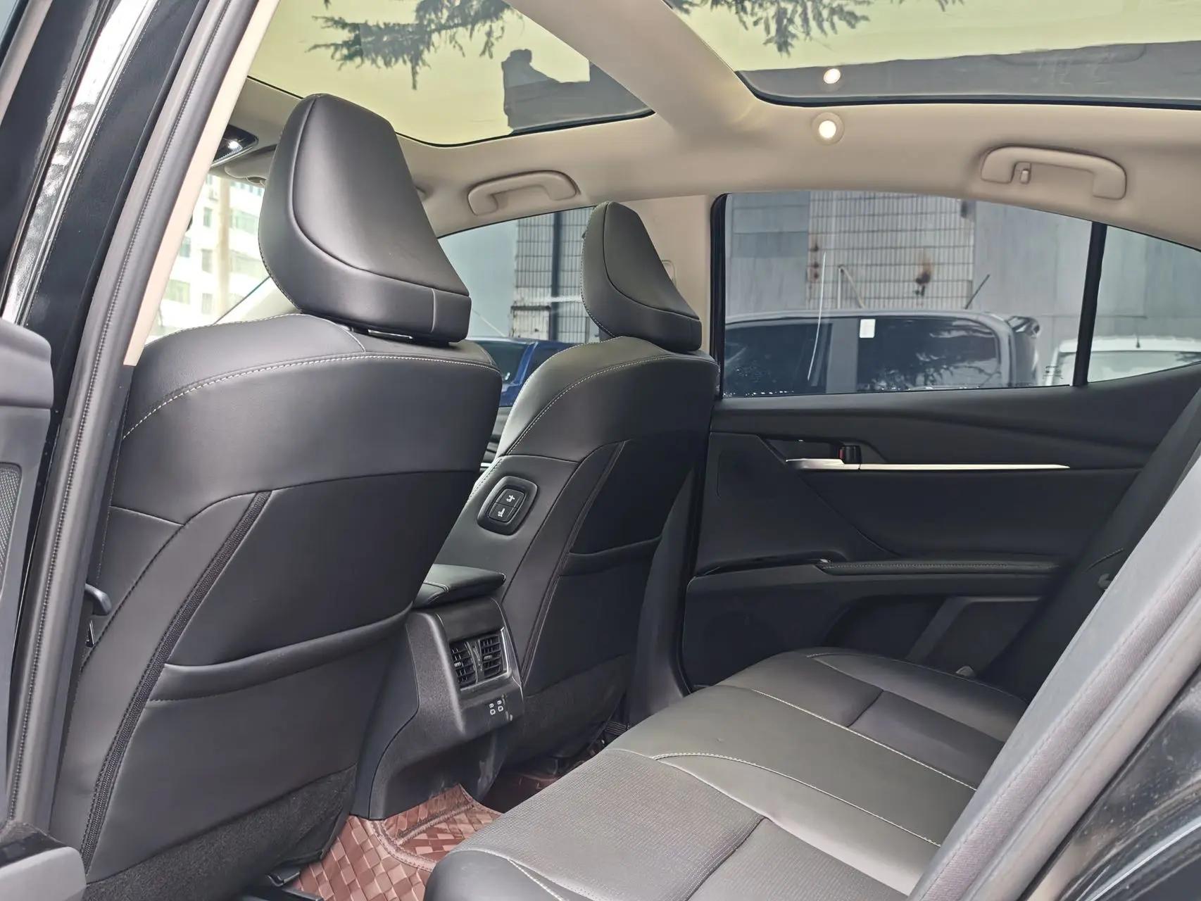 Toyota 2024 Camry 2.0GVP CVT Luxury Edition Automatic 6