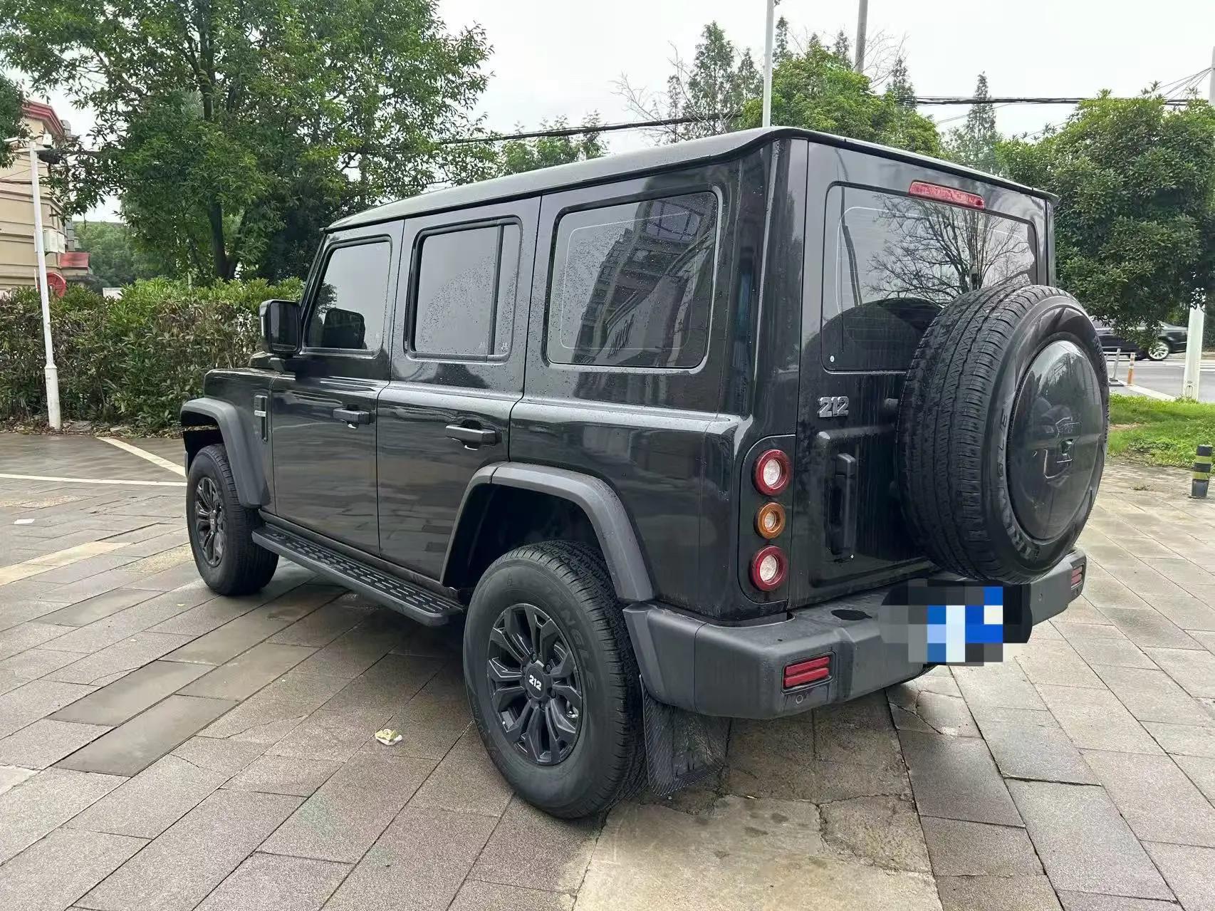 212 2024 T01 2.0T Mechanic Automatic 9