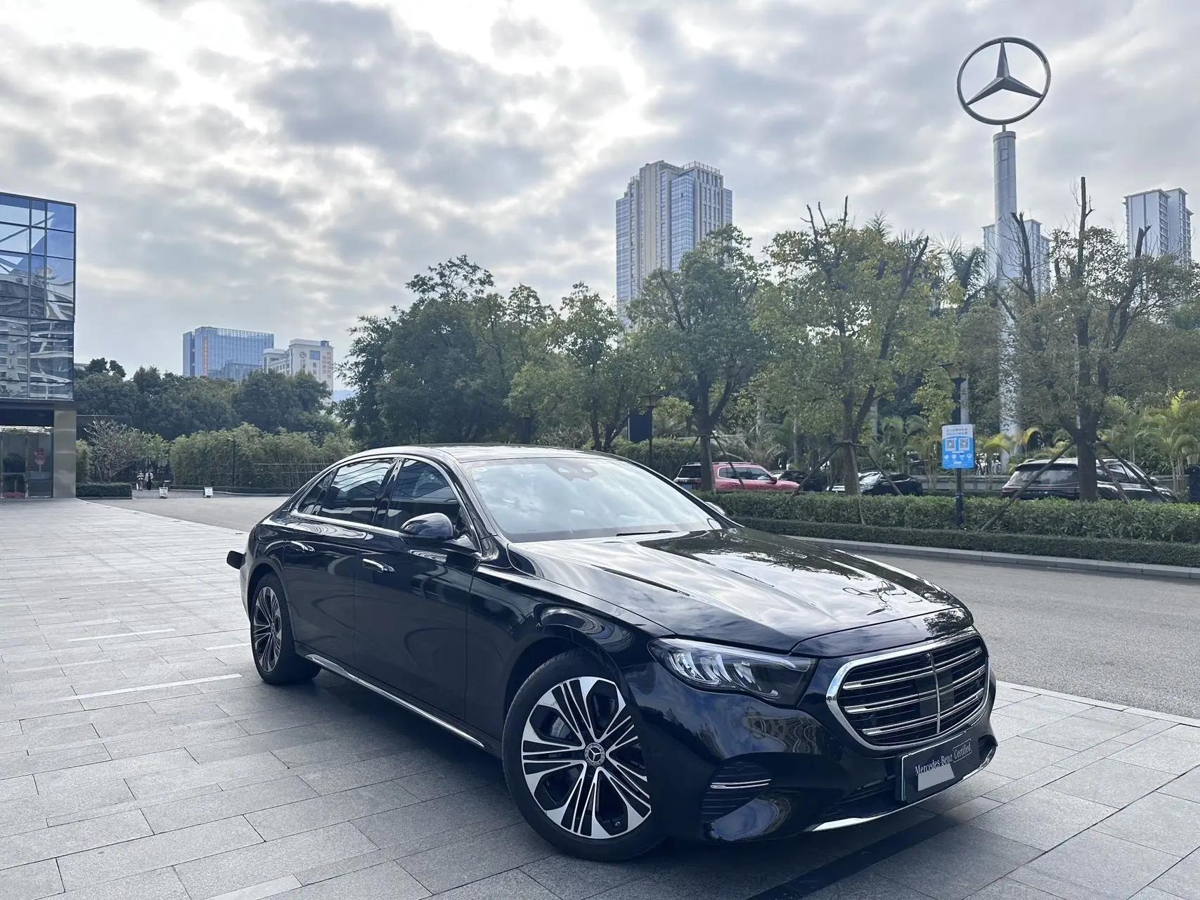 Mercedes Benz E-Class New Energy 2024 Model E 350 e L 2.0T Automatic 2