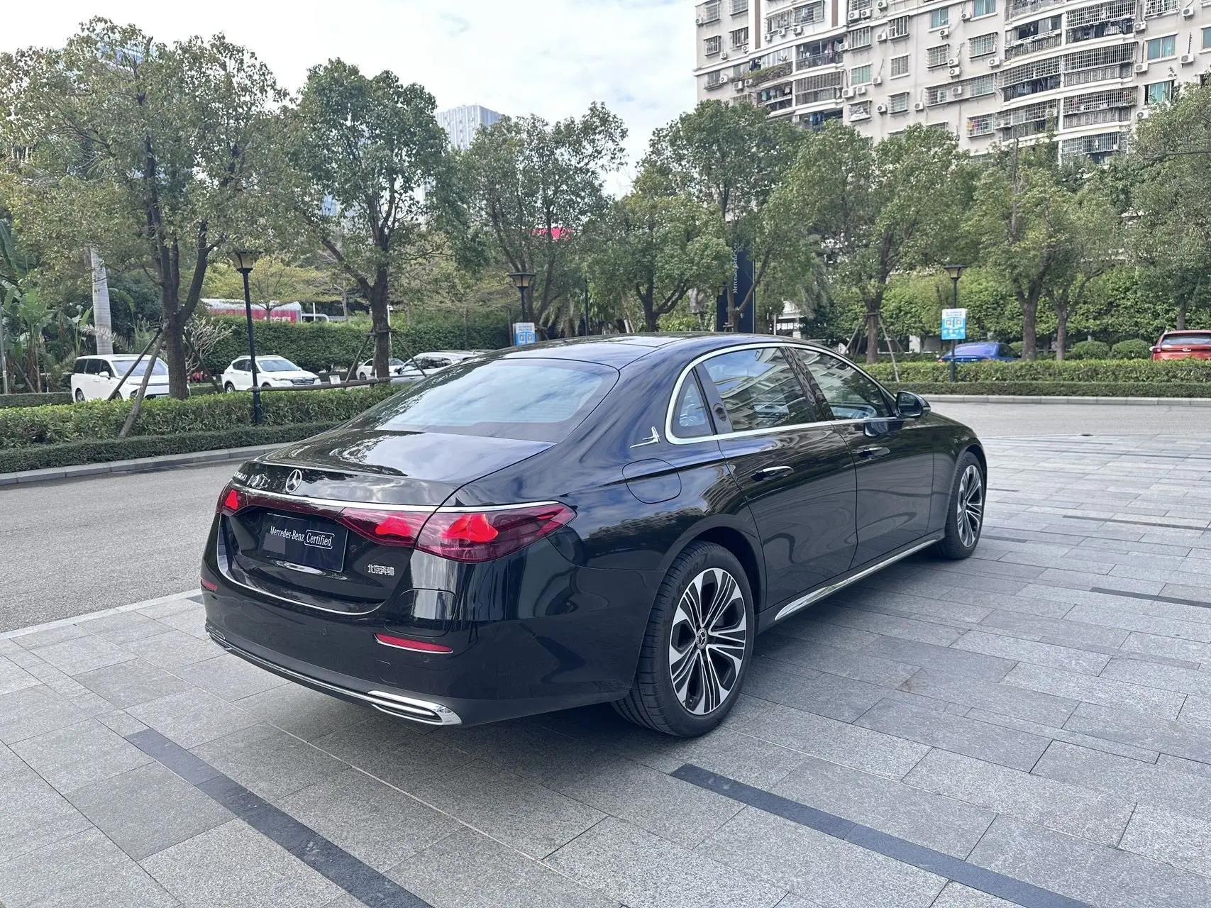 Mercedes Benz E-Class New Energy 2024 Model E 350 e L 2.0T Automatic 9