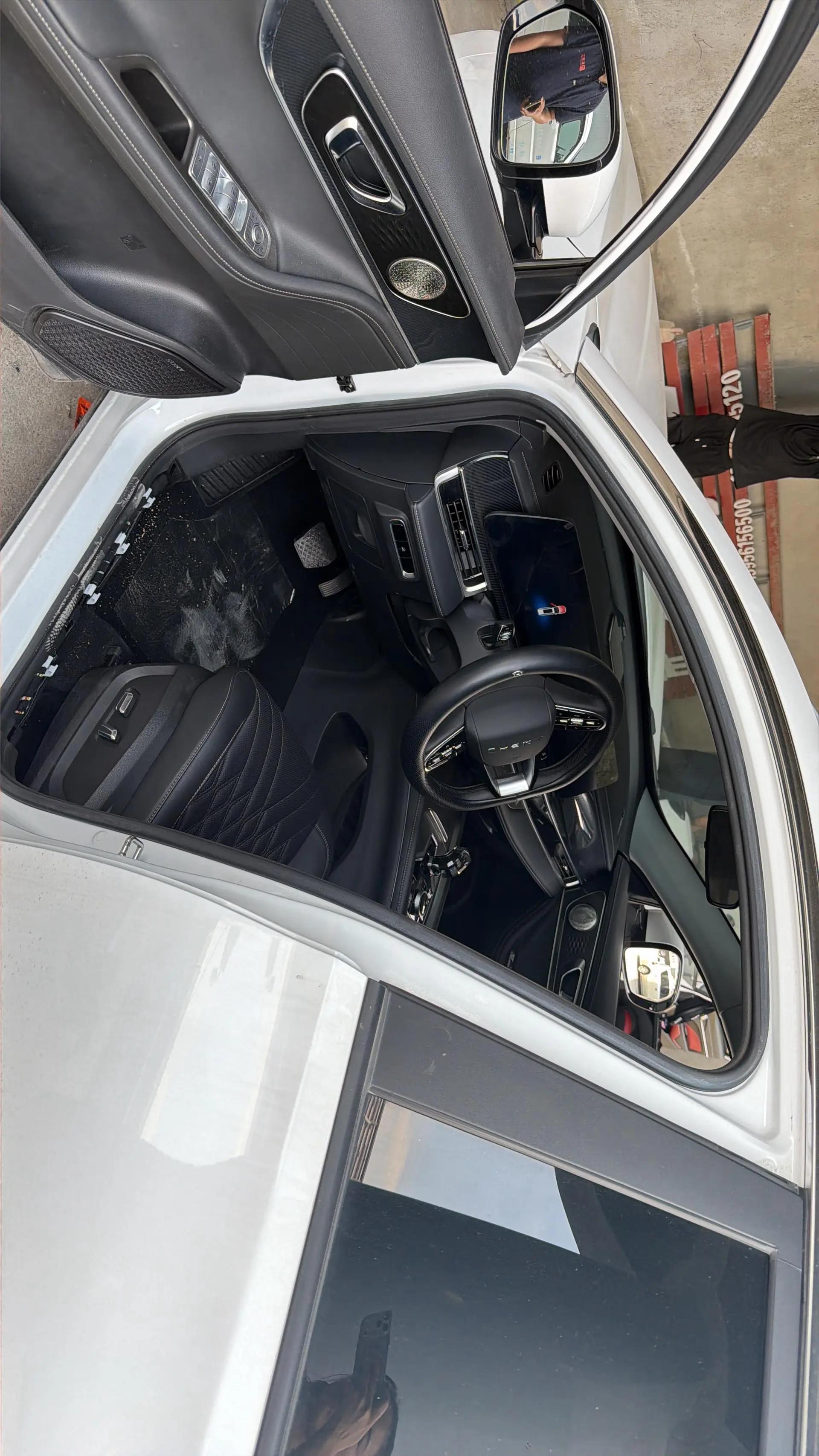 Ruihu 7 PLUS 2023 Champion Edition 1.5TCI CVT Luxury Model 6
