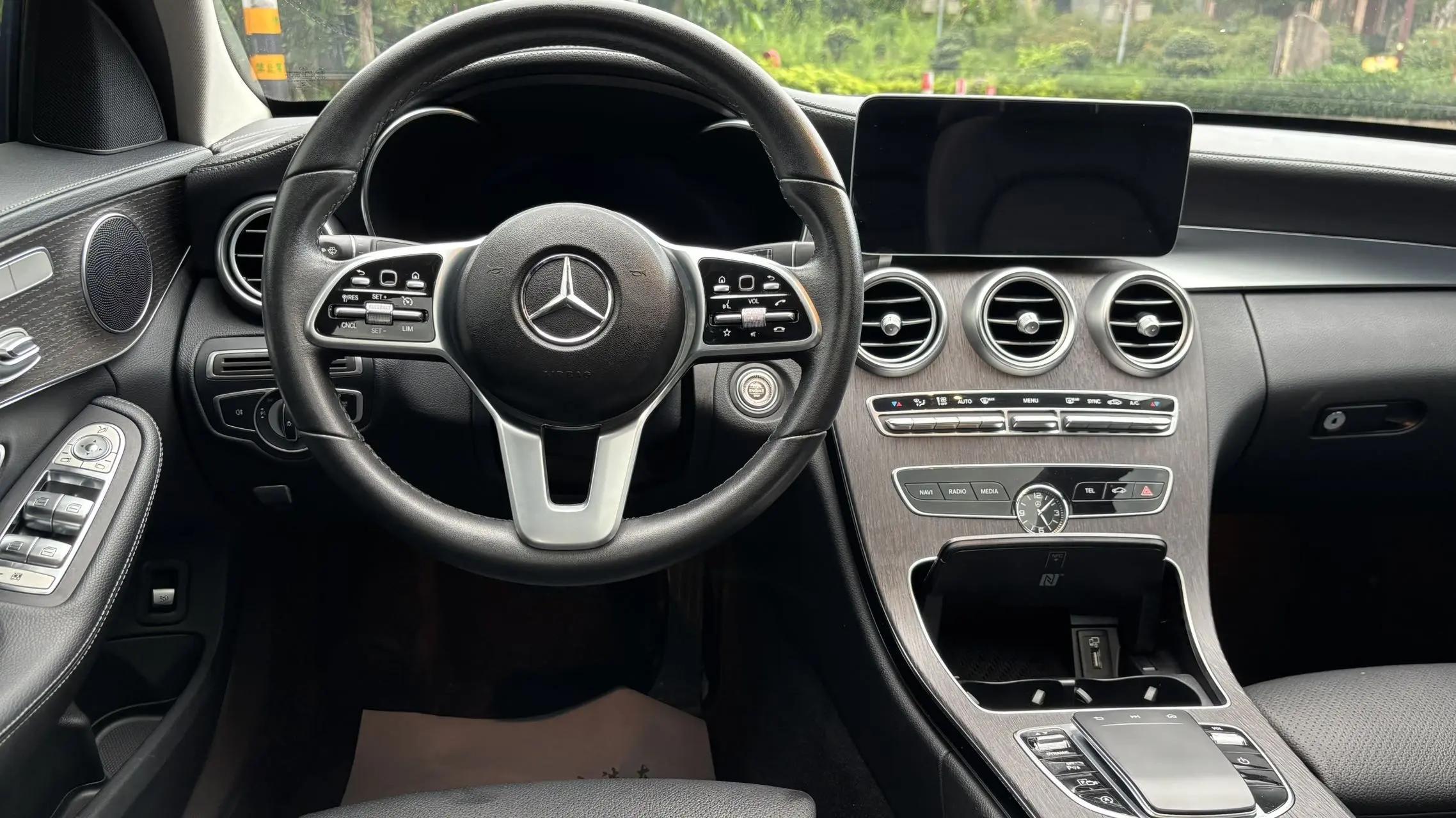 Mercedes Benz Class C 2021 C 260 L Sports Edition 12