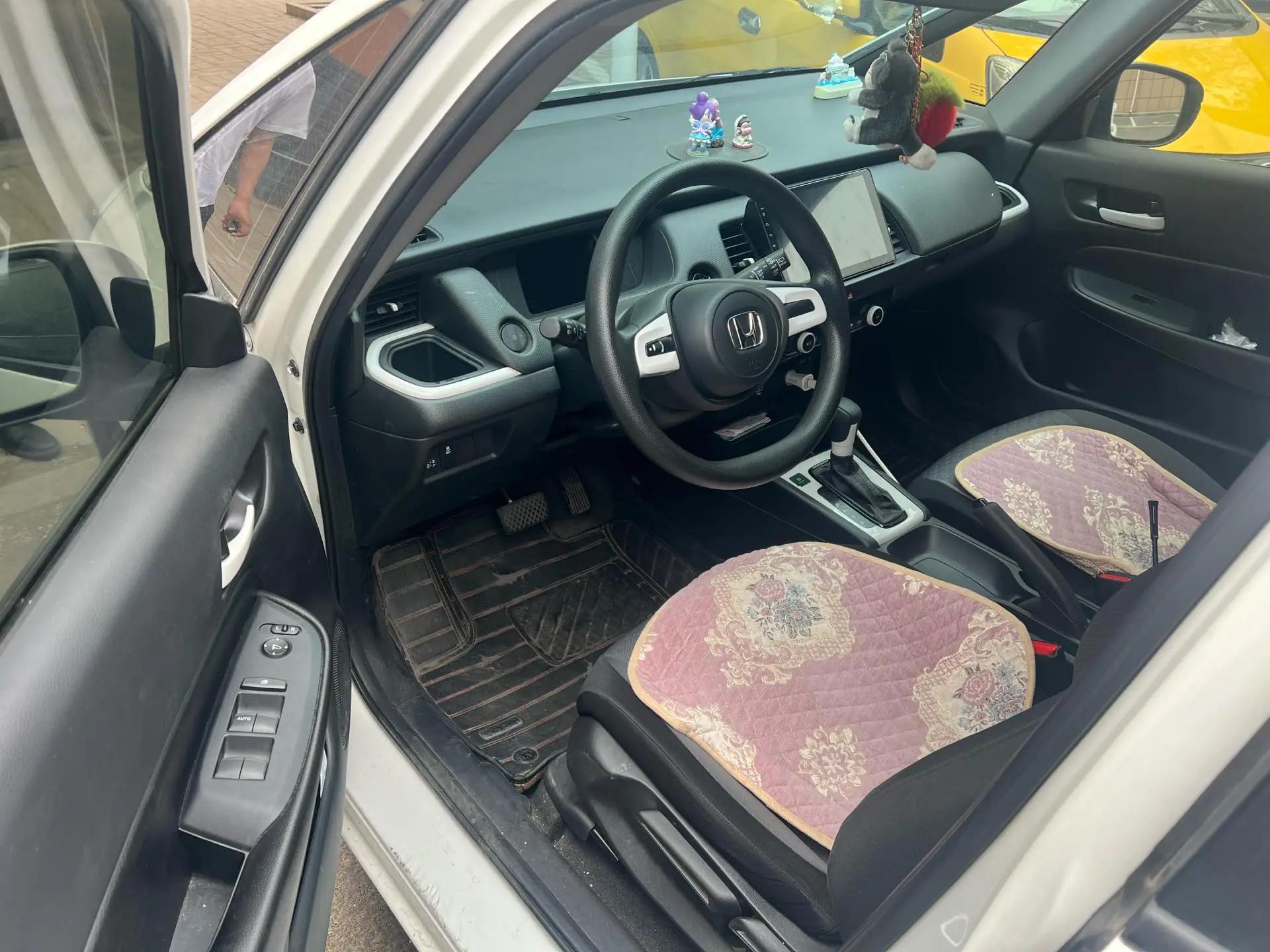 Fit 2021 1.5L CVT Tide Edition 3