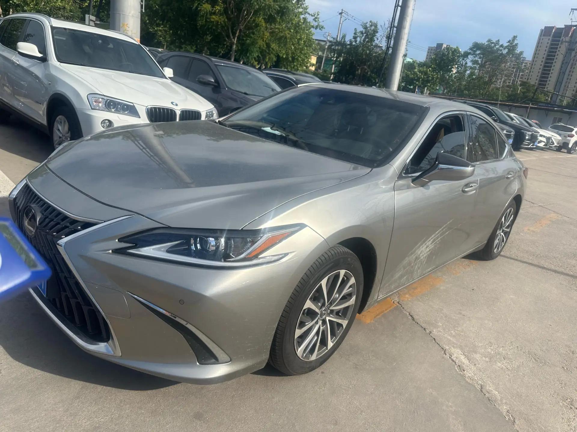 Lexus ES 2023 model 200 Premium Edition