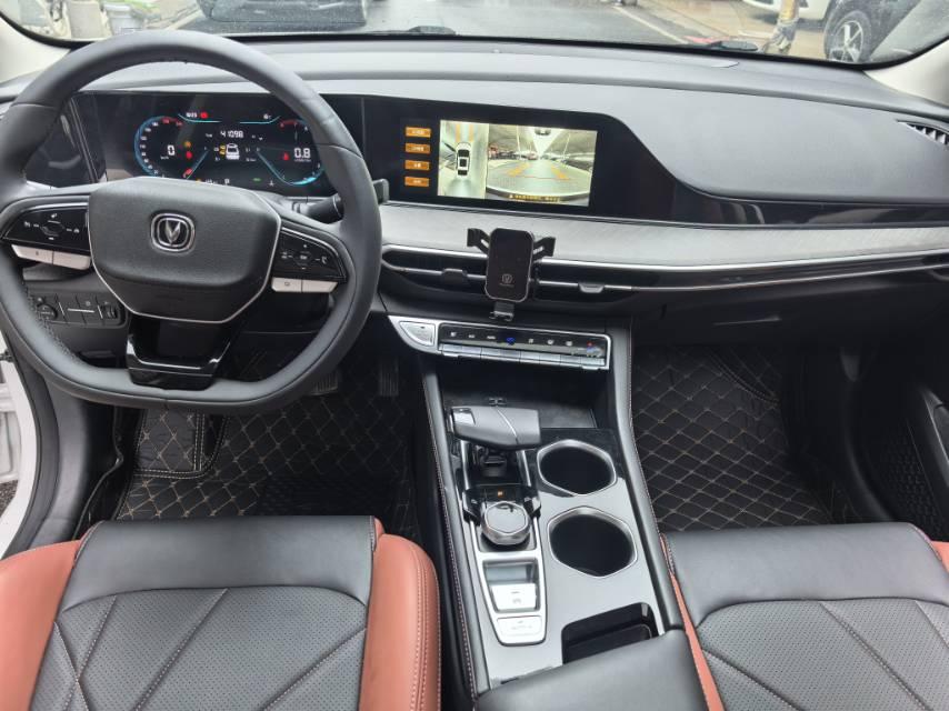 Yidong 2022 PLUS Blue Whale NE 1.4T GDI DCT Premium Edition 6