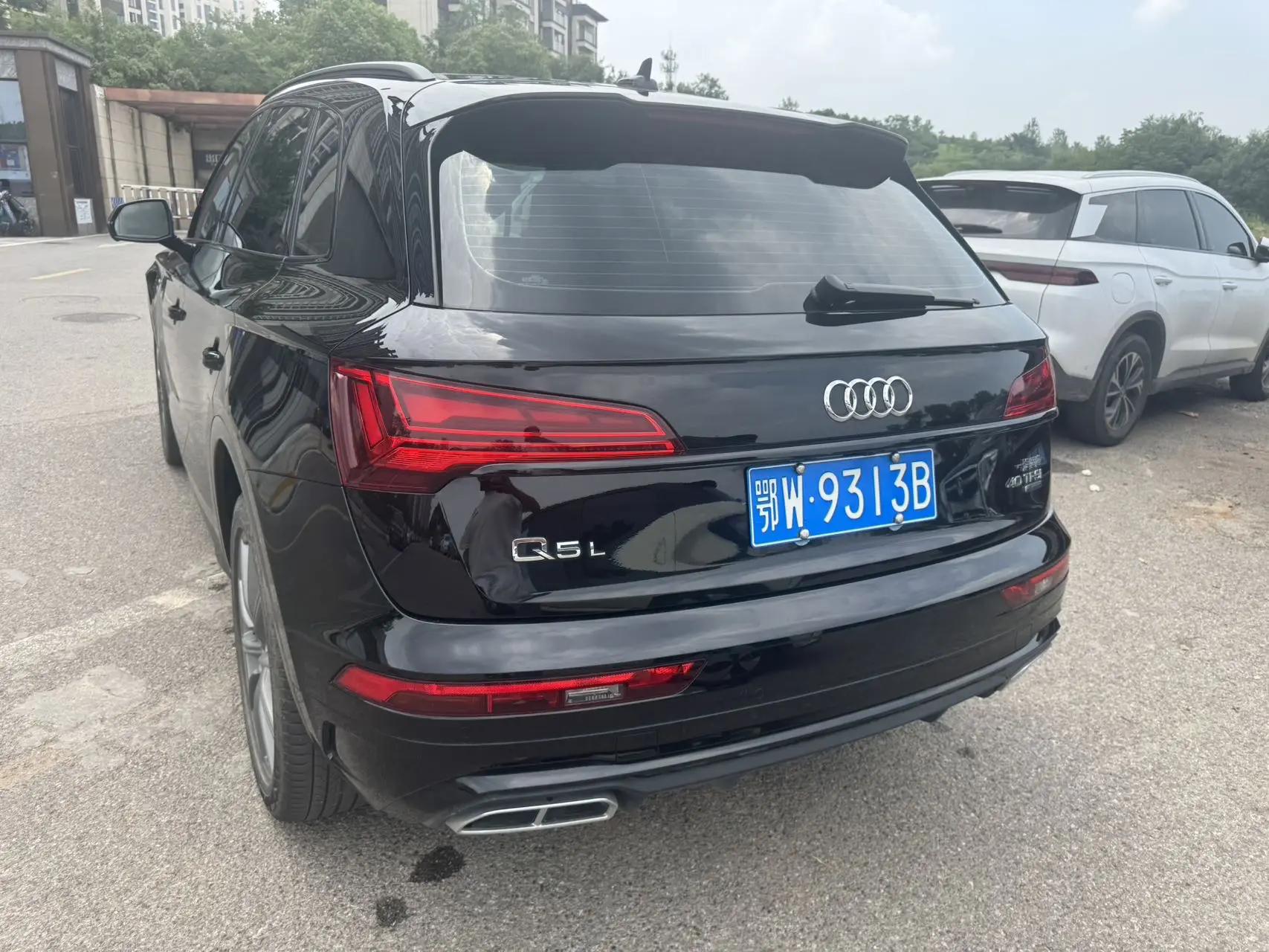 Audi 2024 Q5L 2.0TFSI 40TFSI Luxury Dynamic Edition, Automatic 3