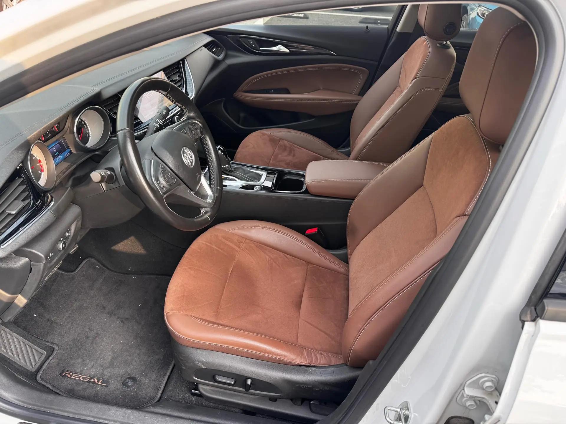Regal 2019 to 20T Luxury Country VI 6