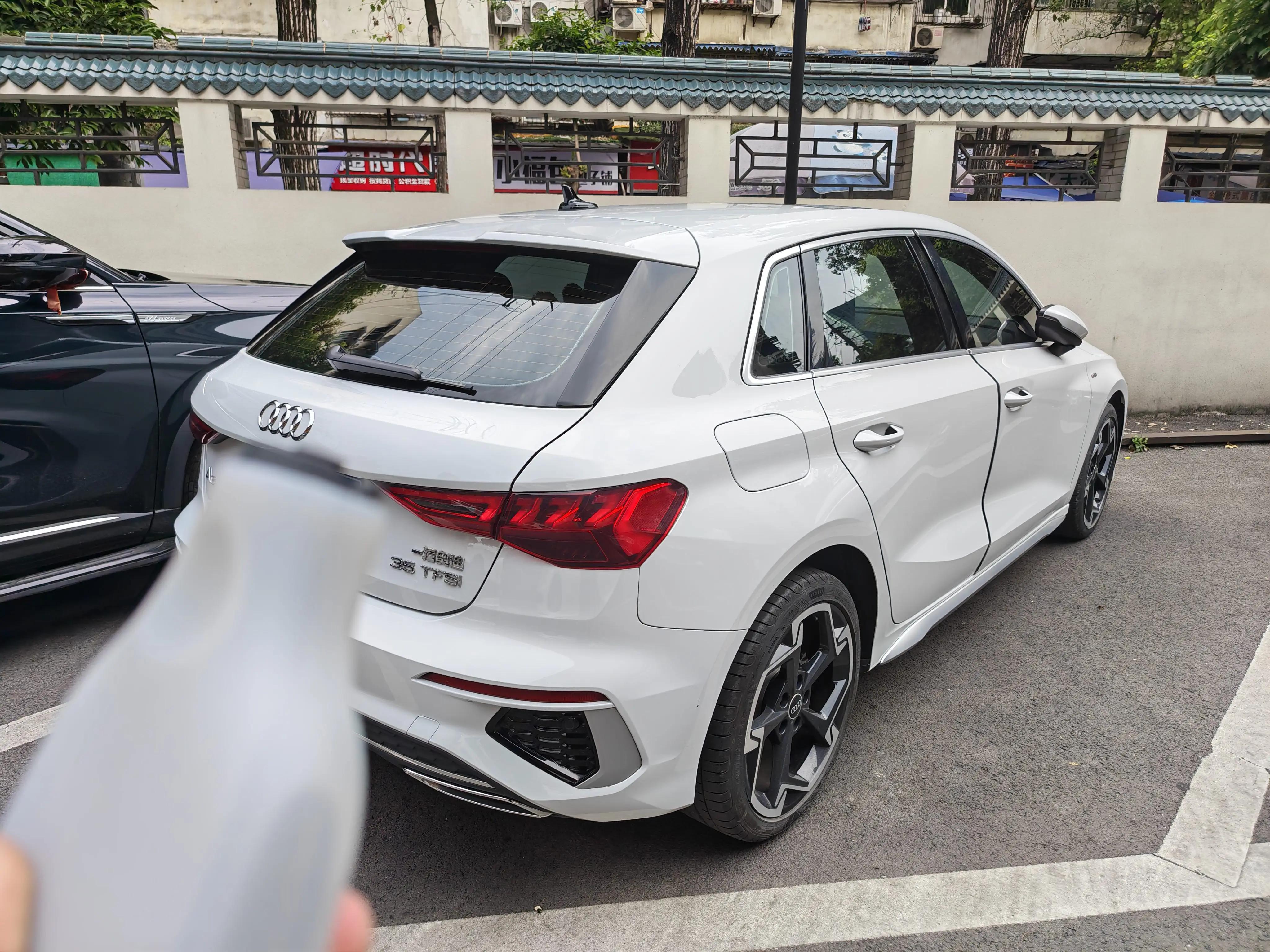 Audi A3 2022 model Sportback 35 TFSI Luxury Sports Edition 2