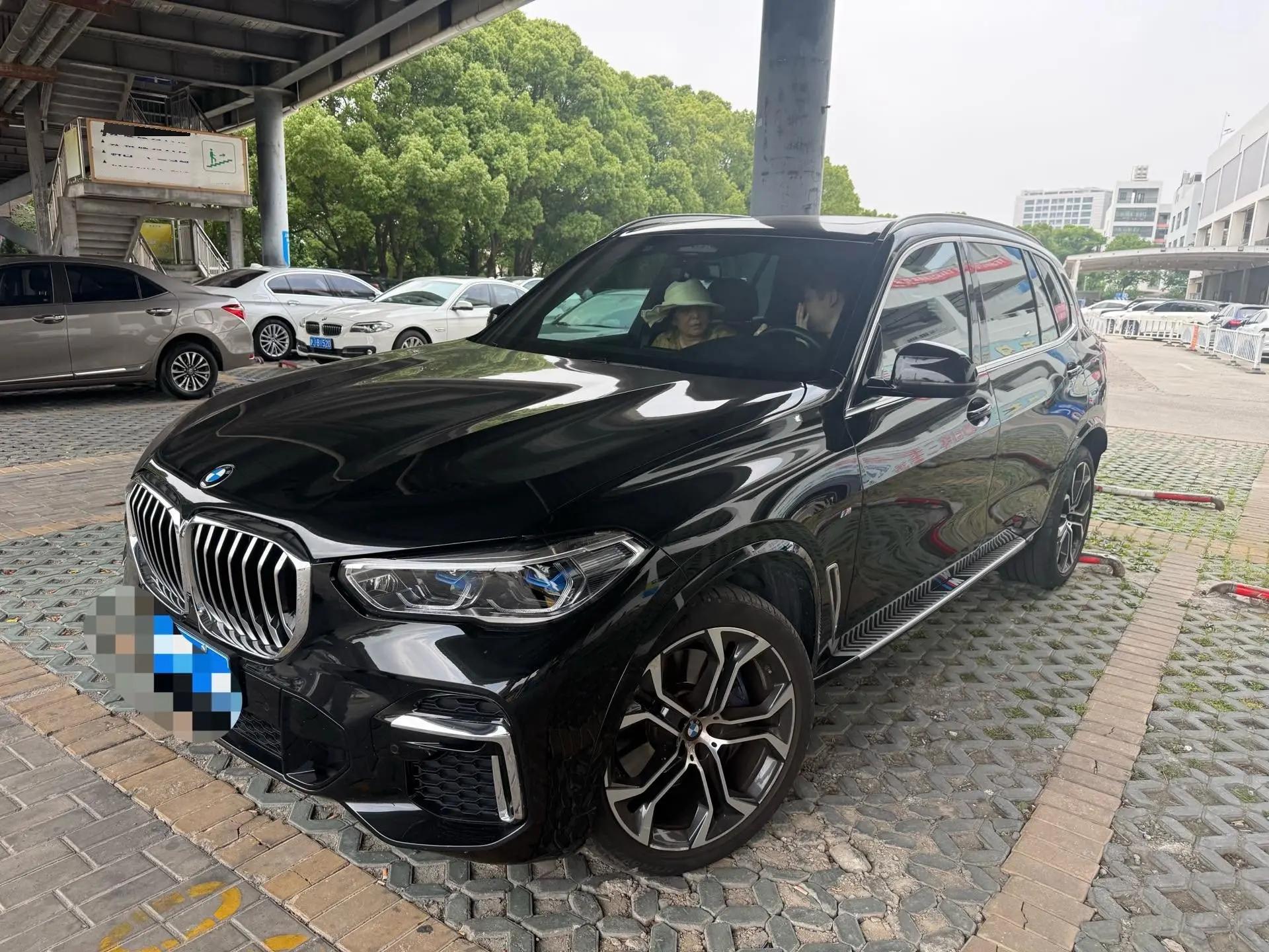 BMW X5 2022 model change xDrive 40Li exclusive m sports suit