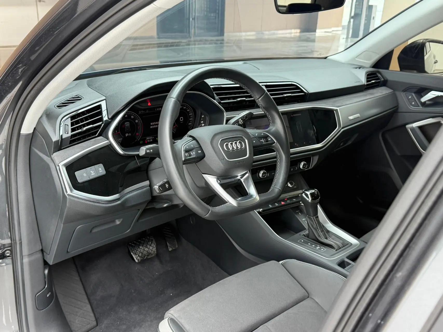 Audi Q3 2021 35 TFSI Fashion Dynamic 5