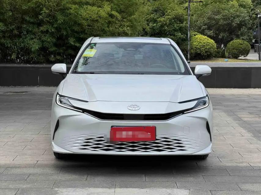 Toyota 2026 Camry Dual Engine 2.0HGVP Stepless Deluxe Automatic Gear 2