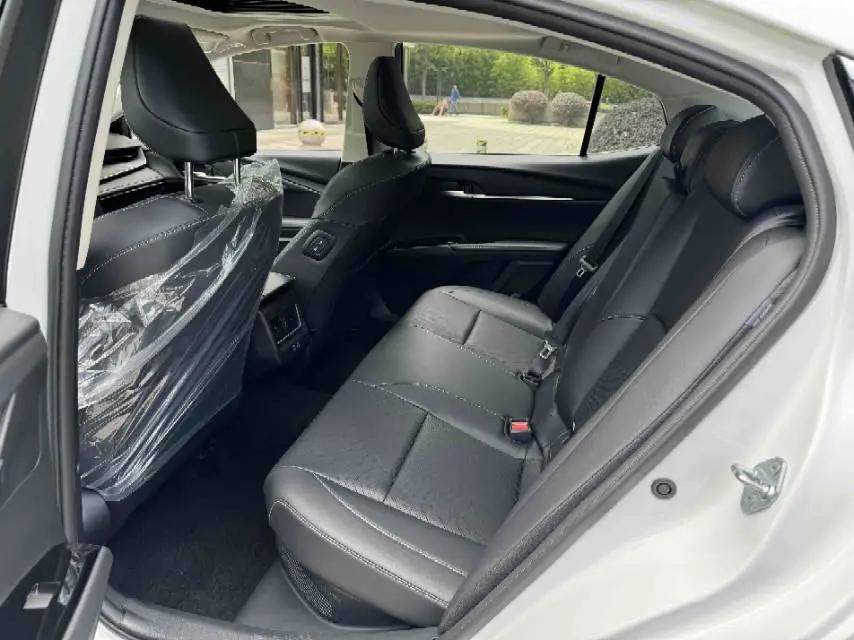Toyota 2026 Camry Dual Engine 2.0HGVP Stepless Deluxe Automatic Gear 6