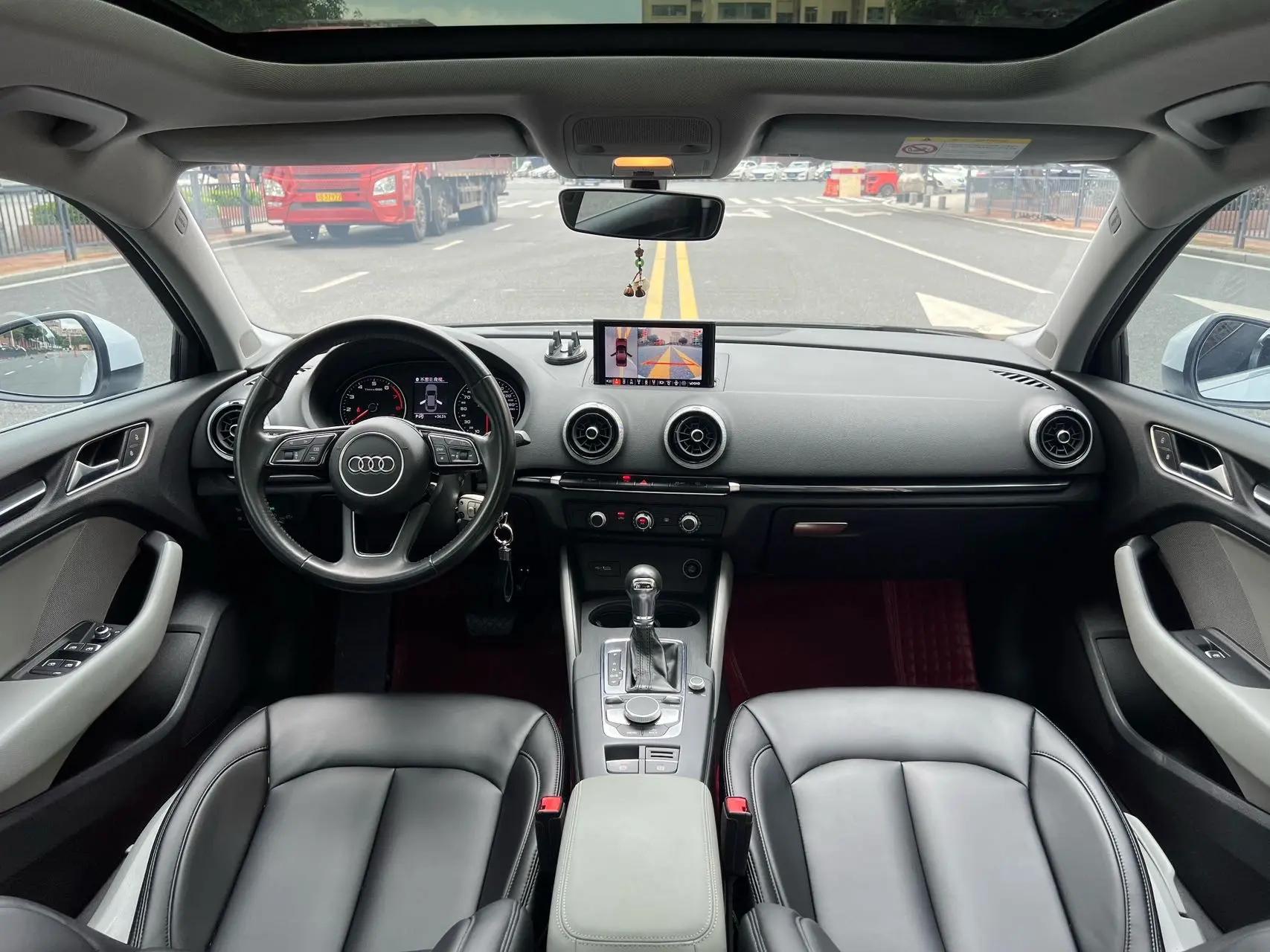 Audi A3 2019 Limousine 35 TFSI Fashion Country V 5