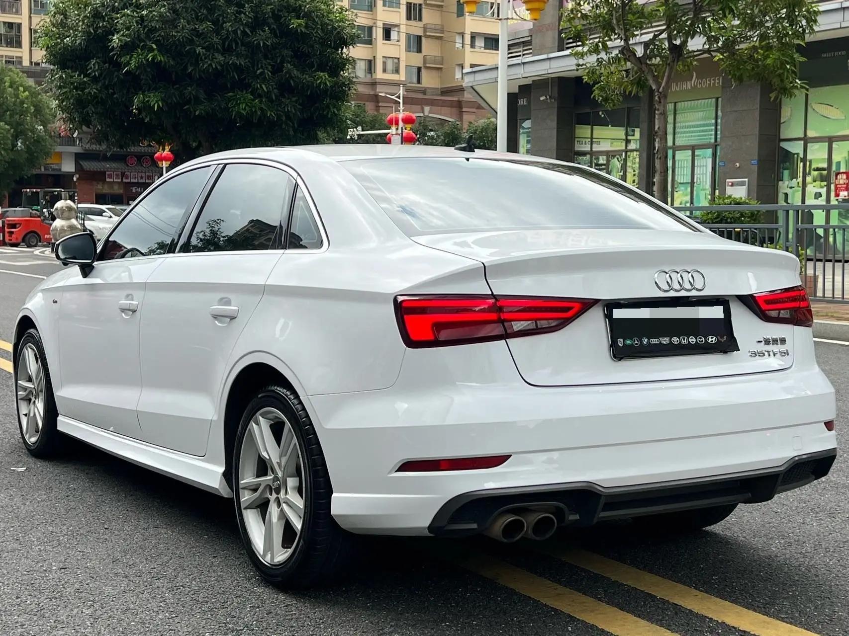 Audi A3 2019 Limousine 35 TFSI Fashion Country V 9
