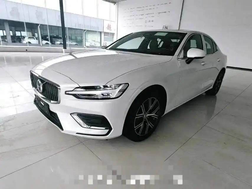 Volvo 2026 S60 48V 2.0T B4 Zhiyi Deluxe Edition Automatic Gear
