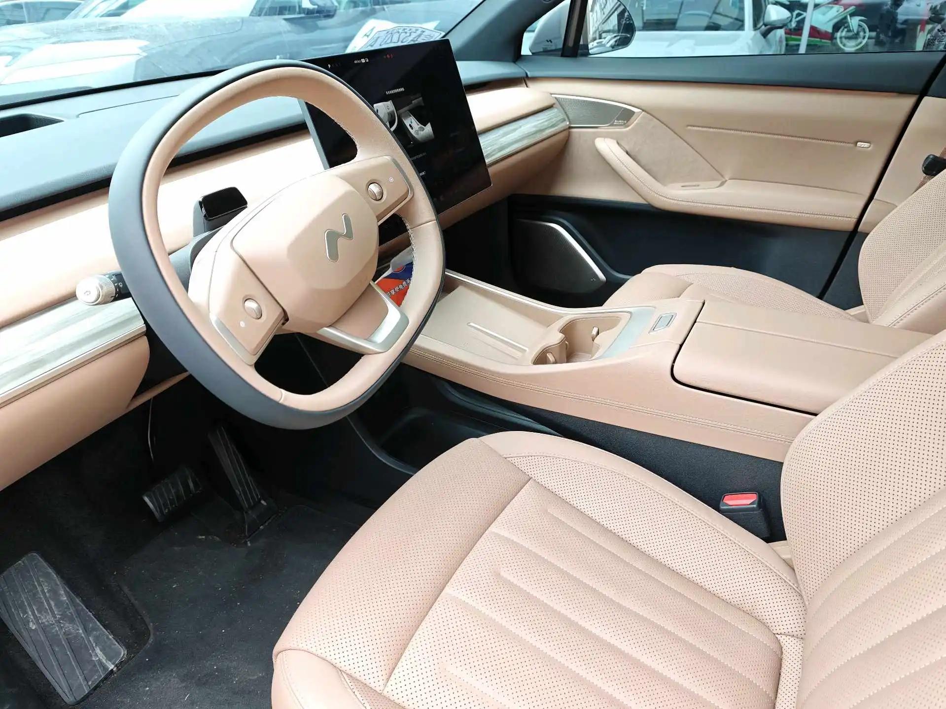 ONVO 2025 L60 60kWh rear drive version automatic gear 5