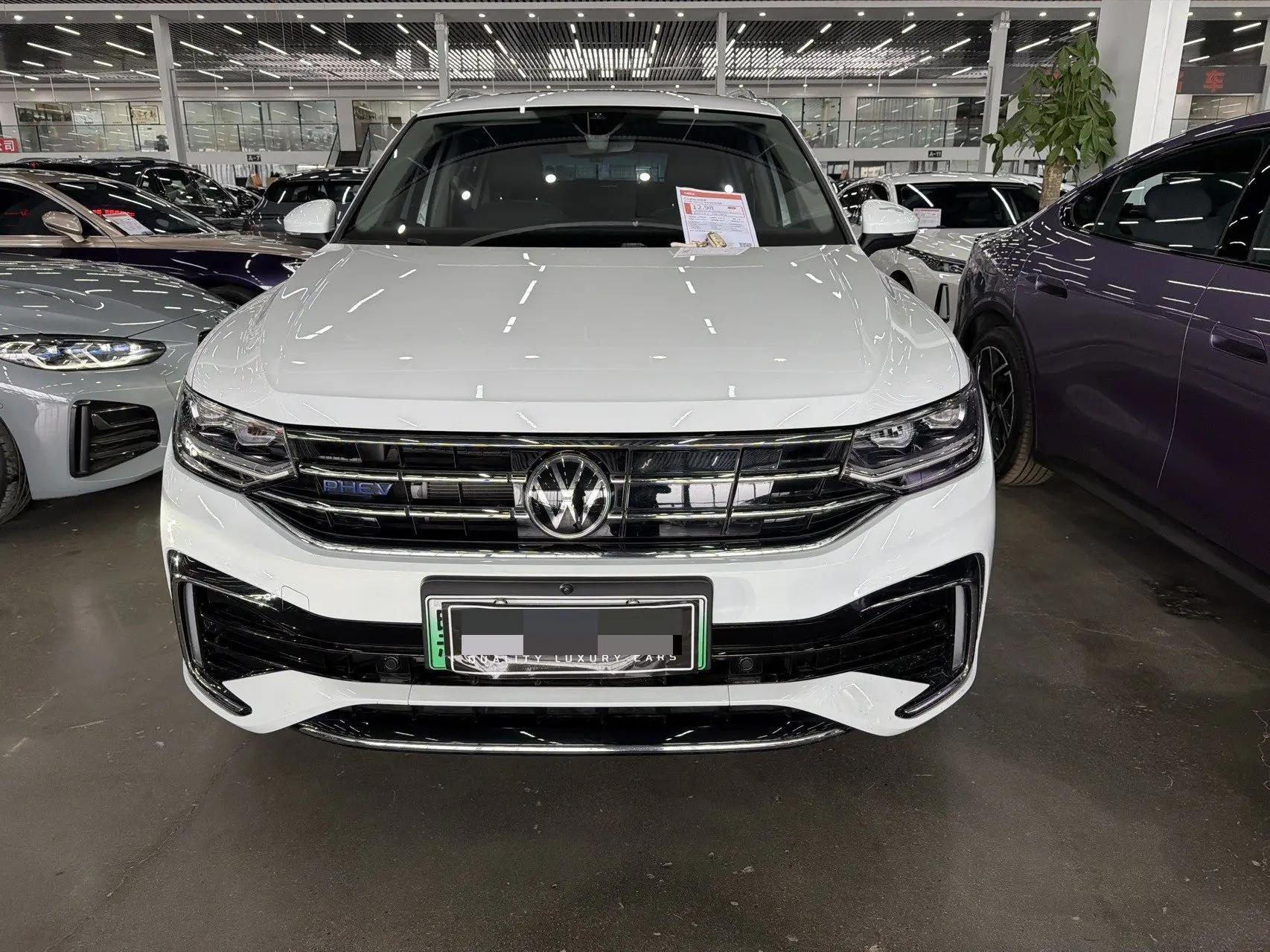 Tiguan L New Energy 2023 430PHEV Plug-in Hybrid Premium Edition 2