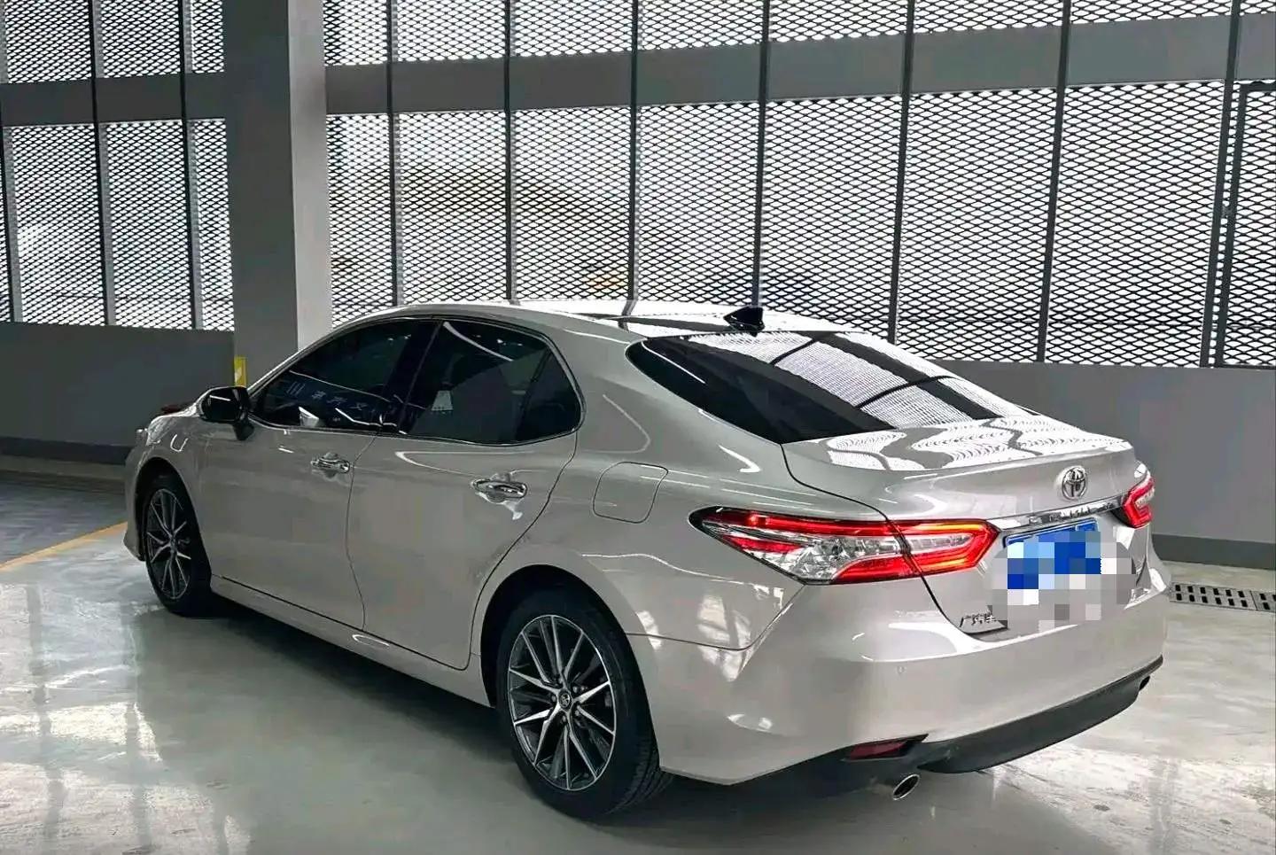 Camry 2021 2.5S Prestige Edition 3