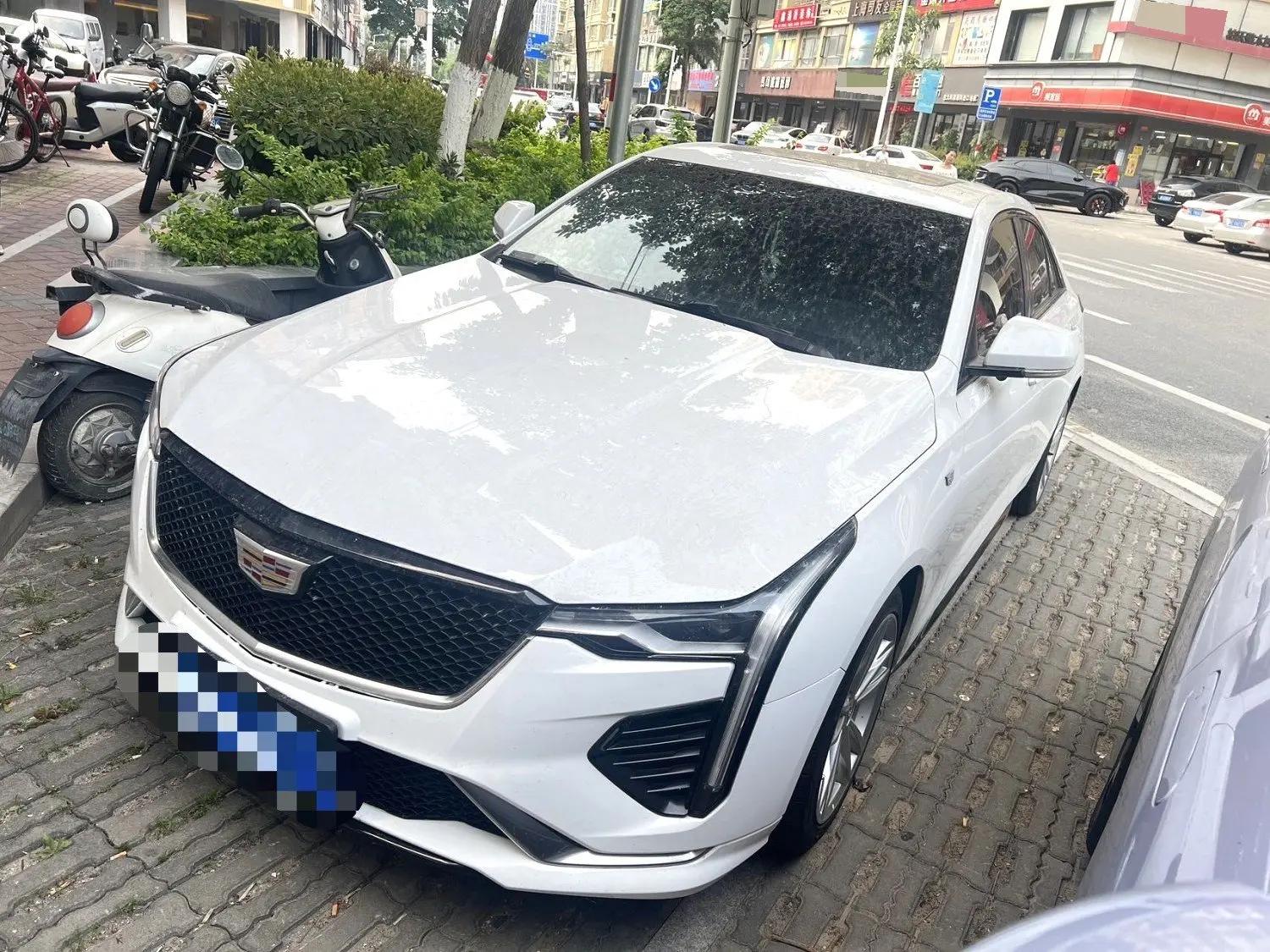 Cadillac CT4 2021 28T fashion model