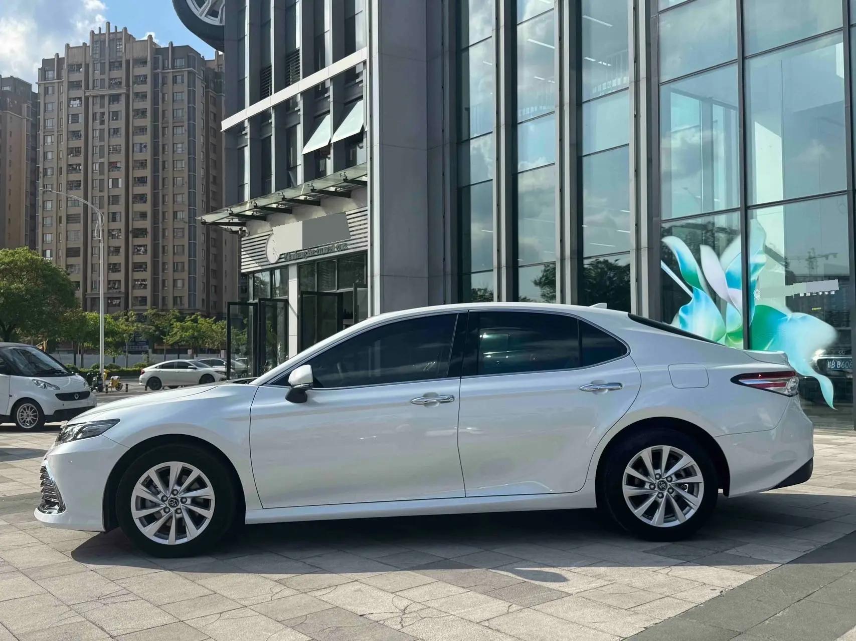 Camry 2021 2.0G Deluxe Edition 2