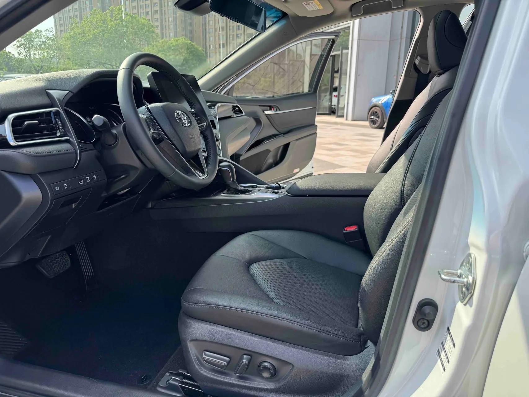 Camry 2021 2.0G Deluxe Edition 4