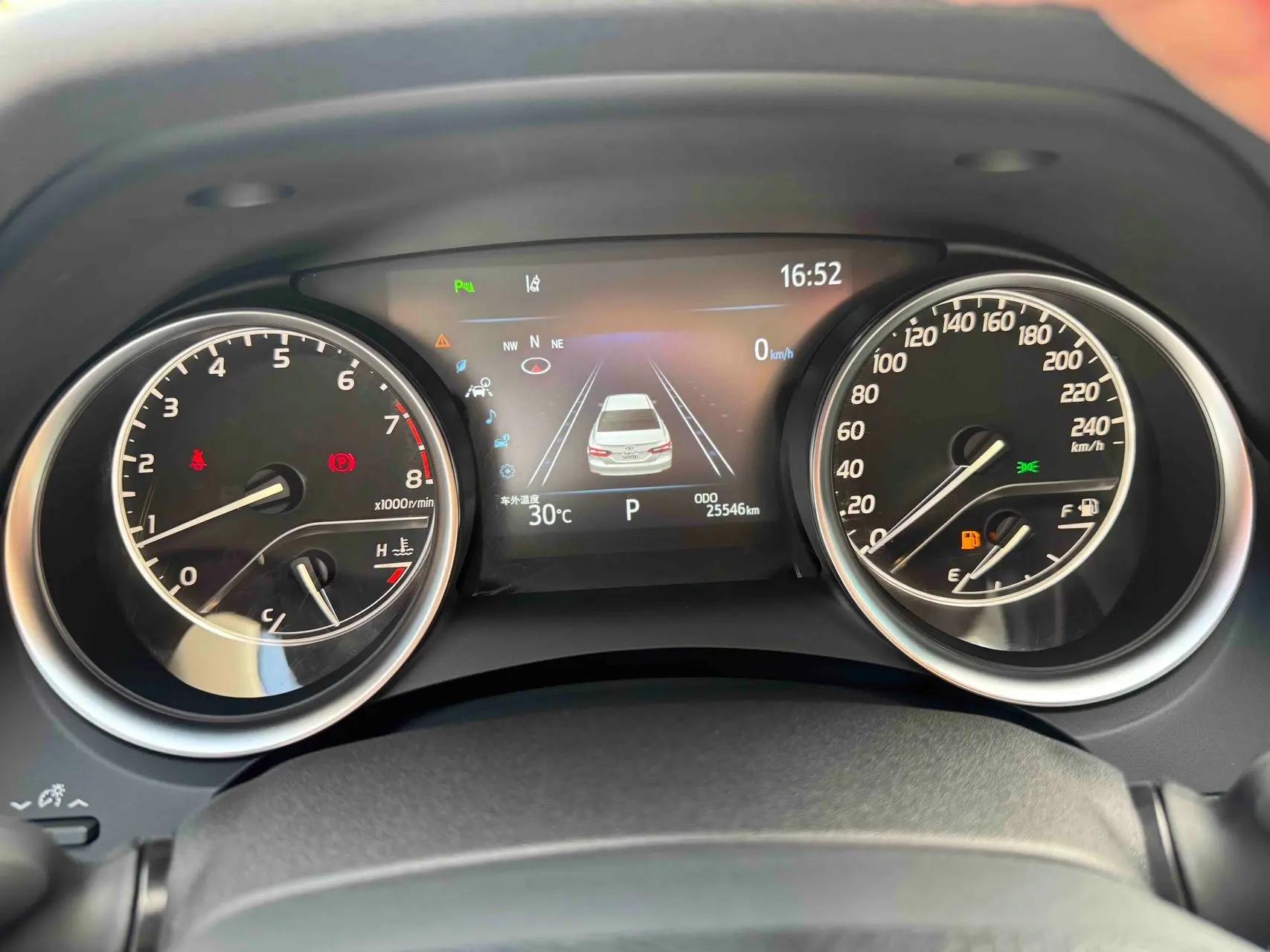 Camry 2021 2.0G Deluxe Edition 9