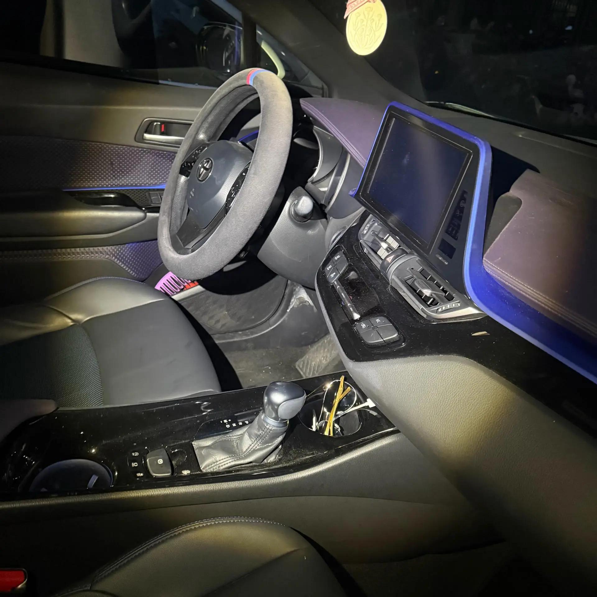 Toyota C- HR 2020 2.0L Leading Edition 10